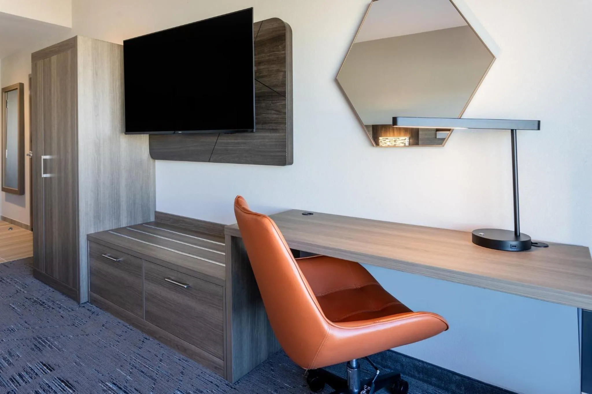 Photo of the whole room in Holiday Inn Express & Suites Benson by IHG