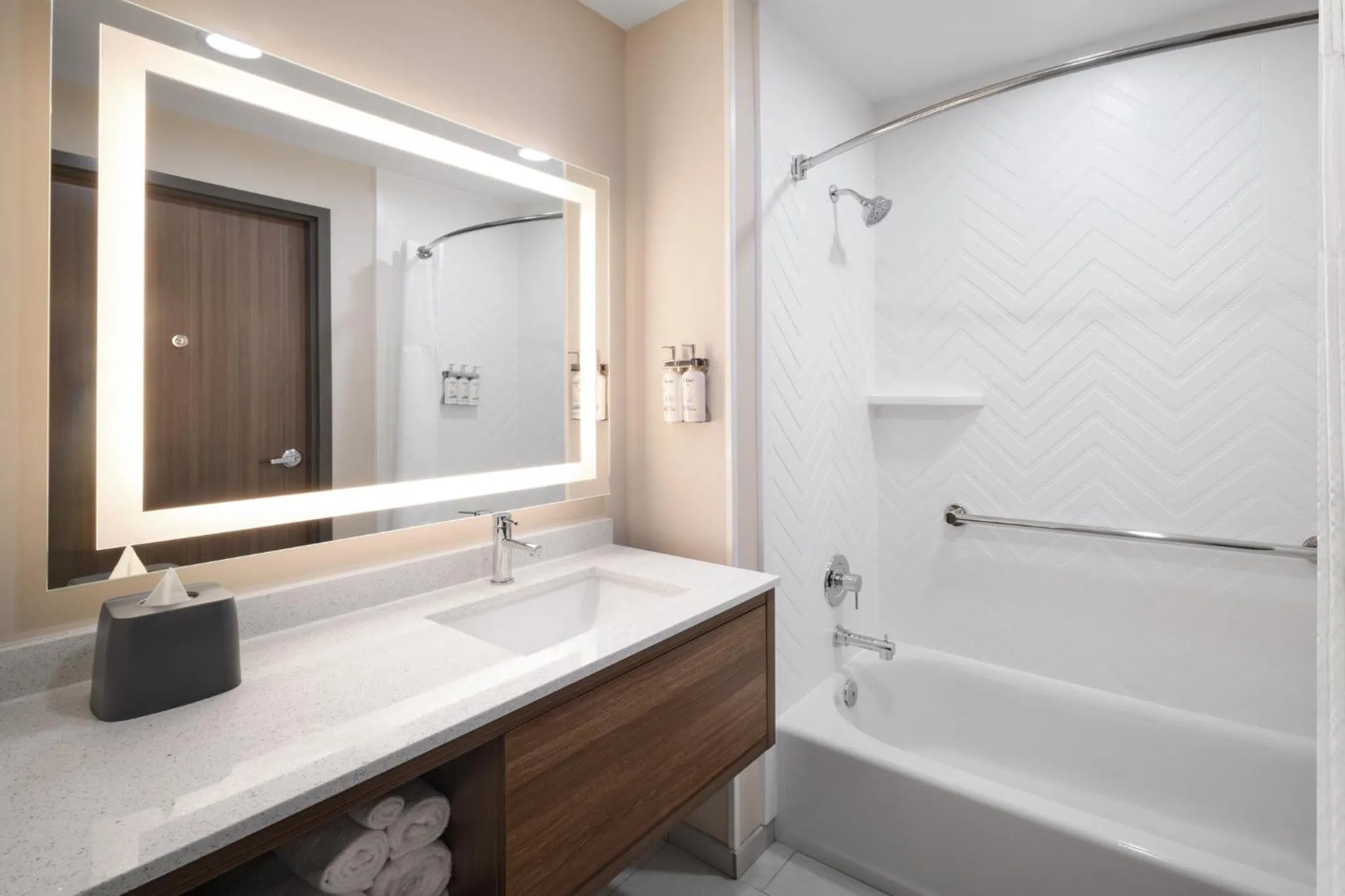 Photo of the whole room in Holiday Inn La Verkin - Zion Park by IHG