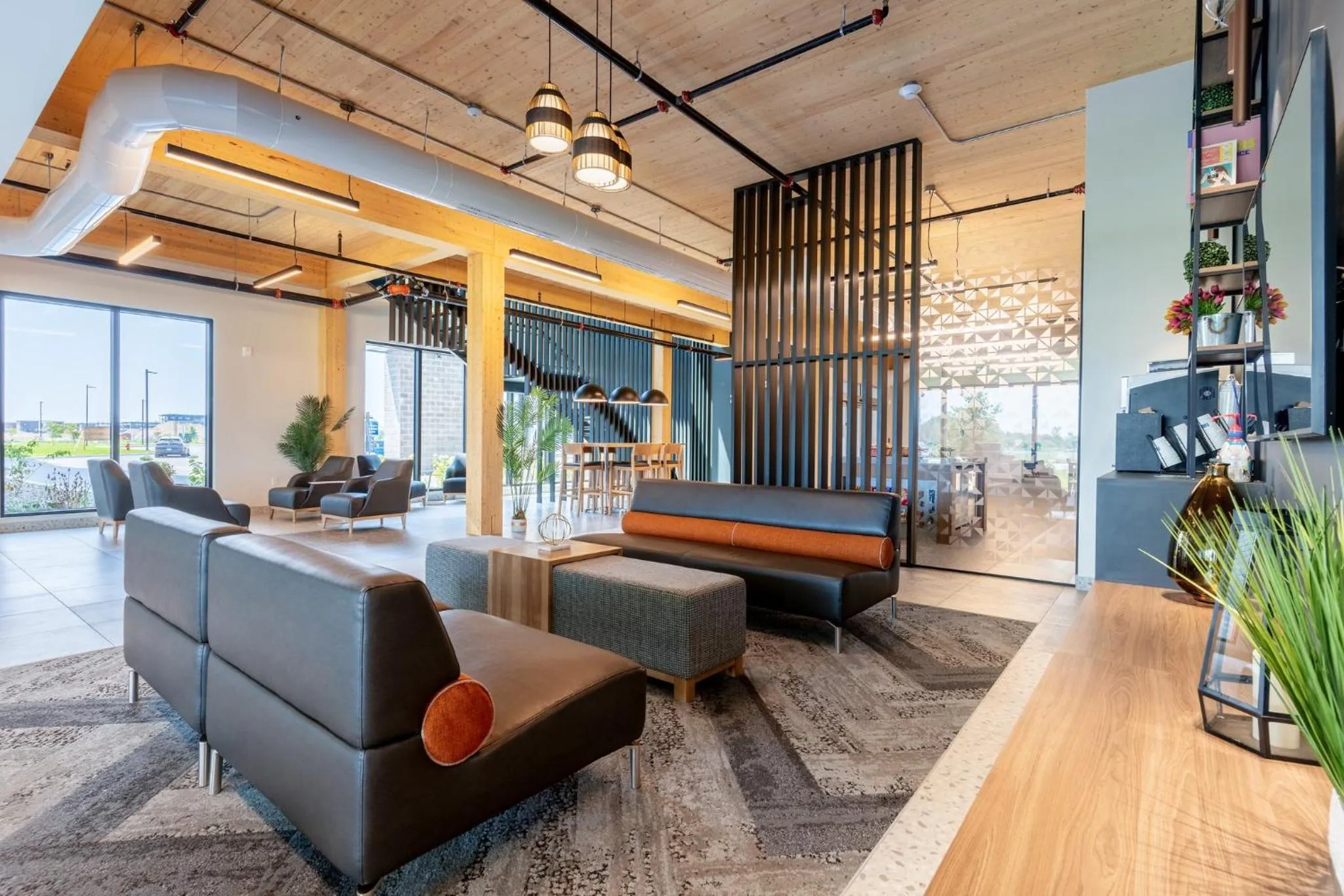 Property building in Candlewood Suites Trois-Rivières Ouest by IHG