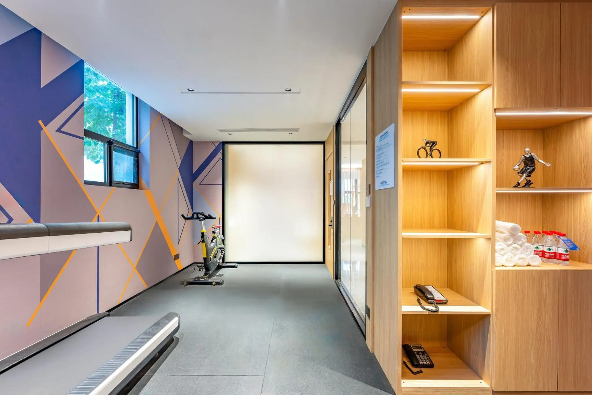 Fitness centre/facilities in Holiday Inn Express Langfang Yanjiao by IHG