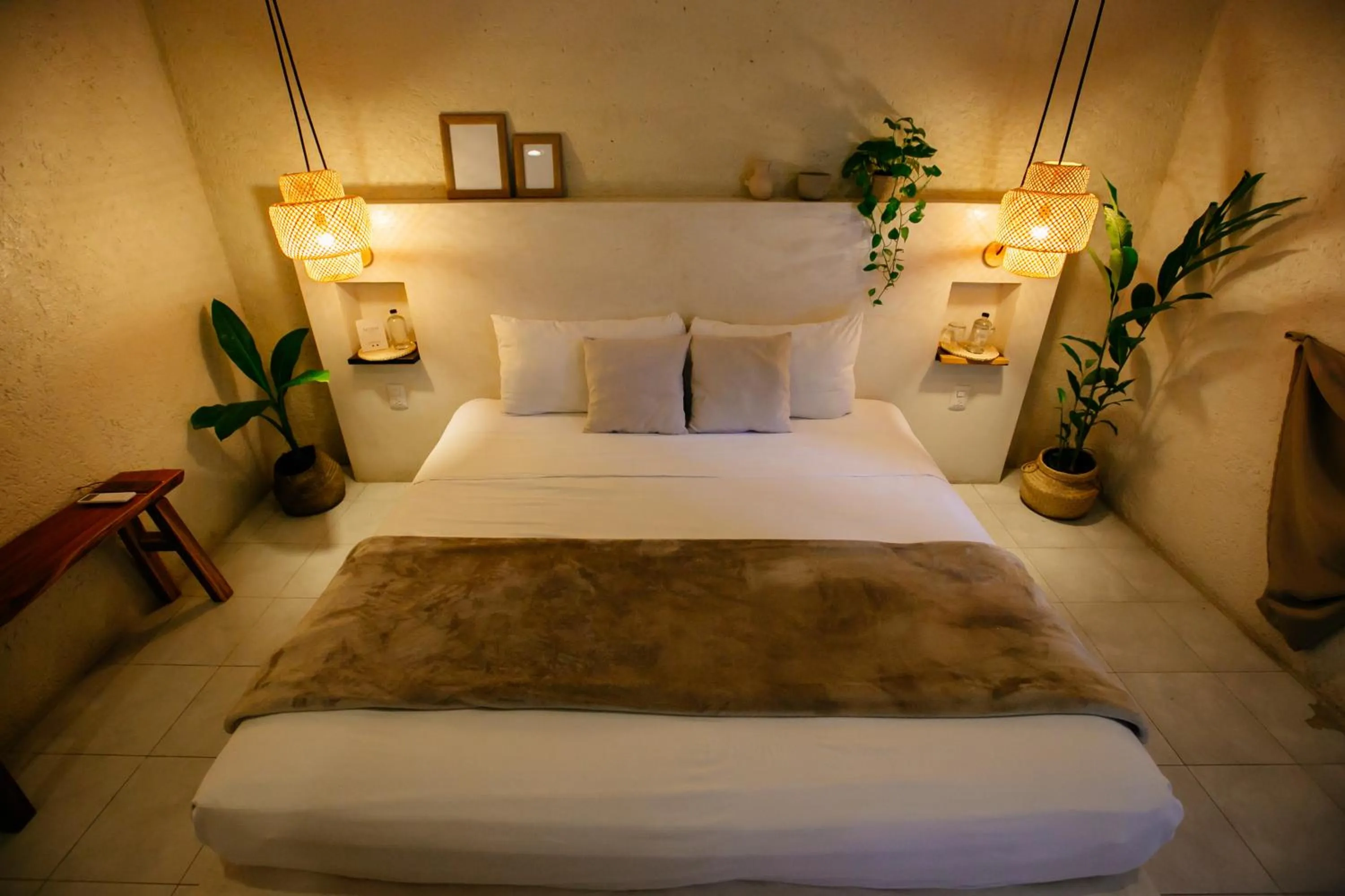 Bedroom, Bed in Hotel Noah Tulum