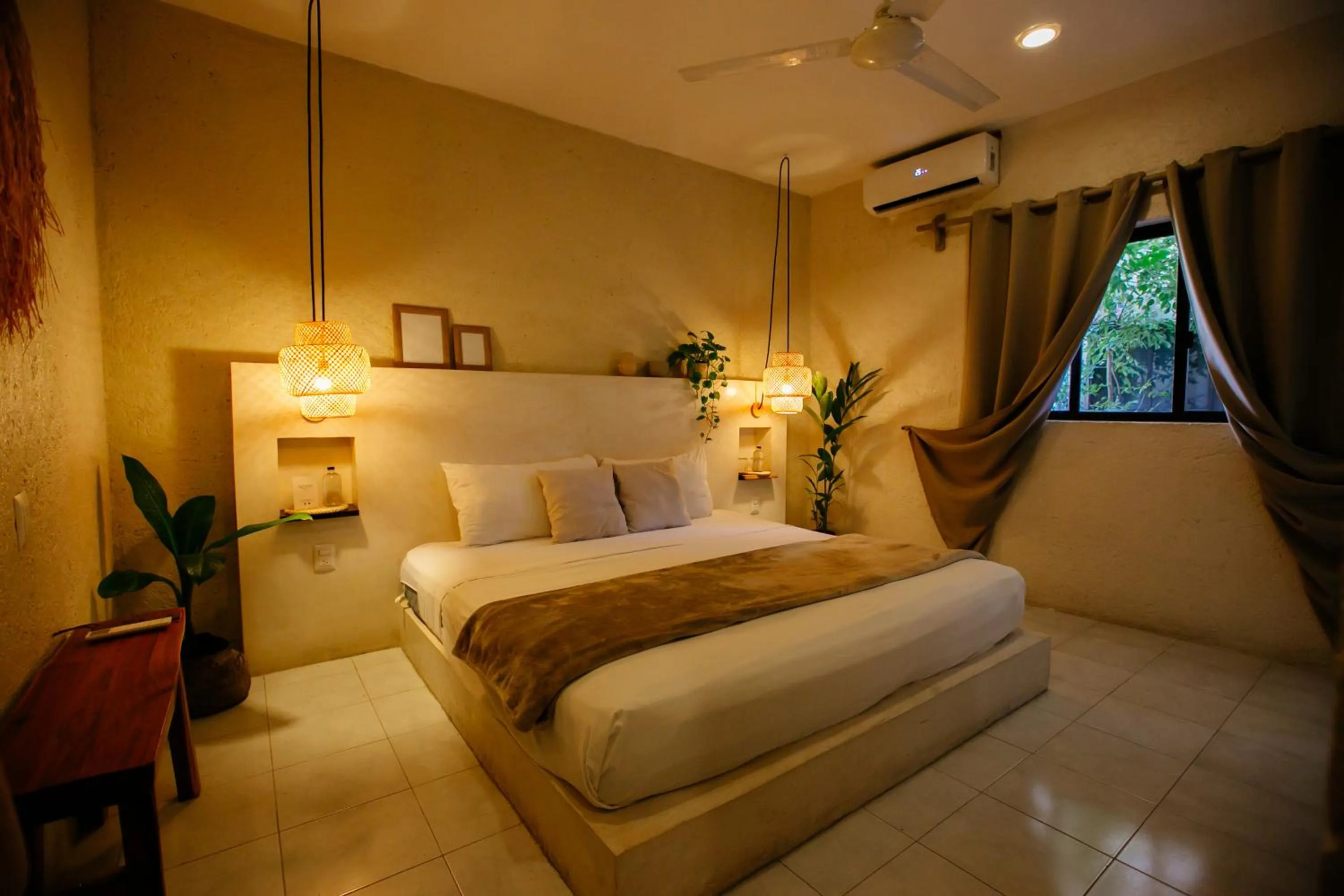 Bedroom, Bed in Hotel Noah Tulum