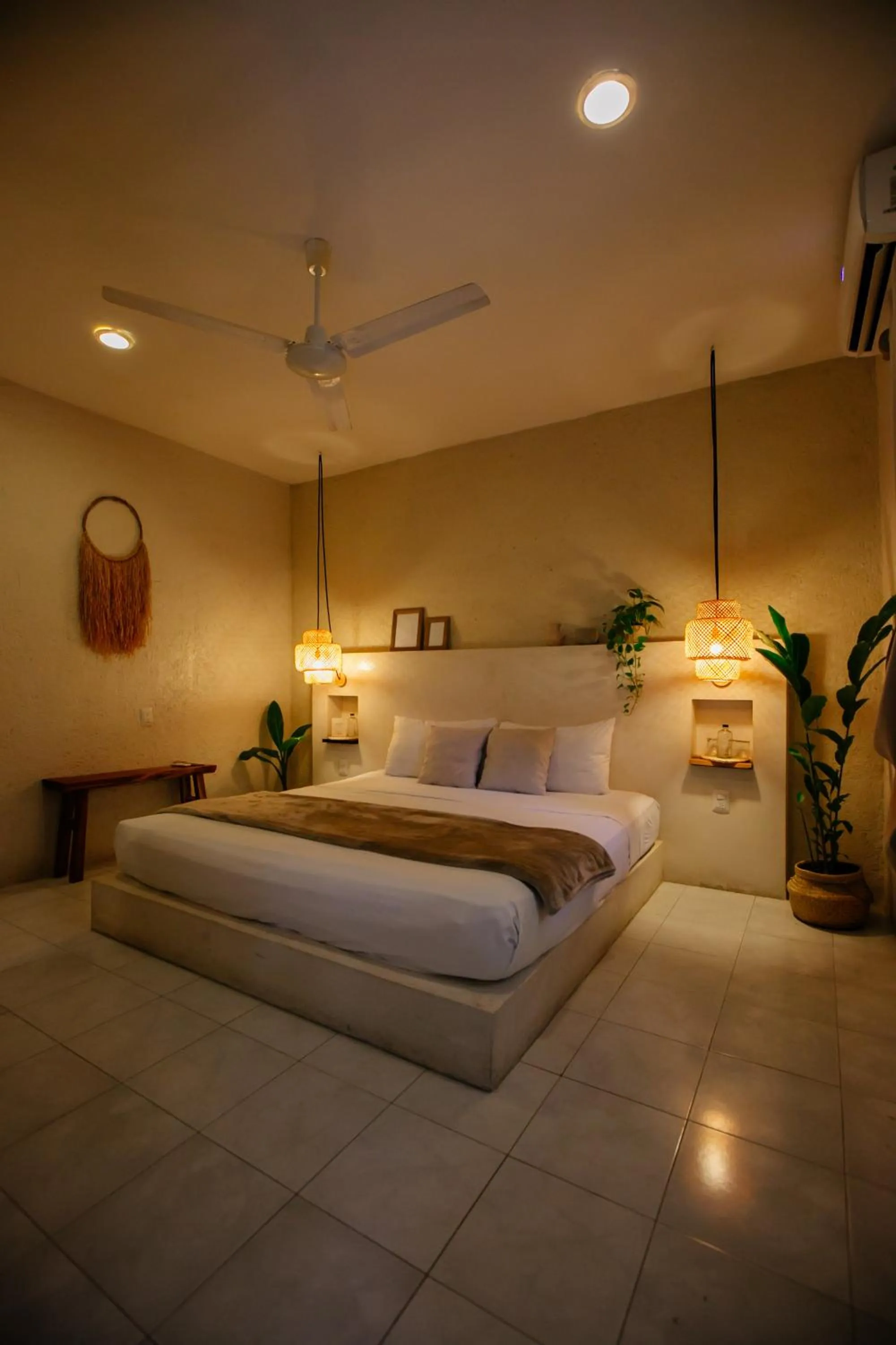 Bedroom, Bed in Hotel Noah Tulum