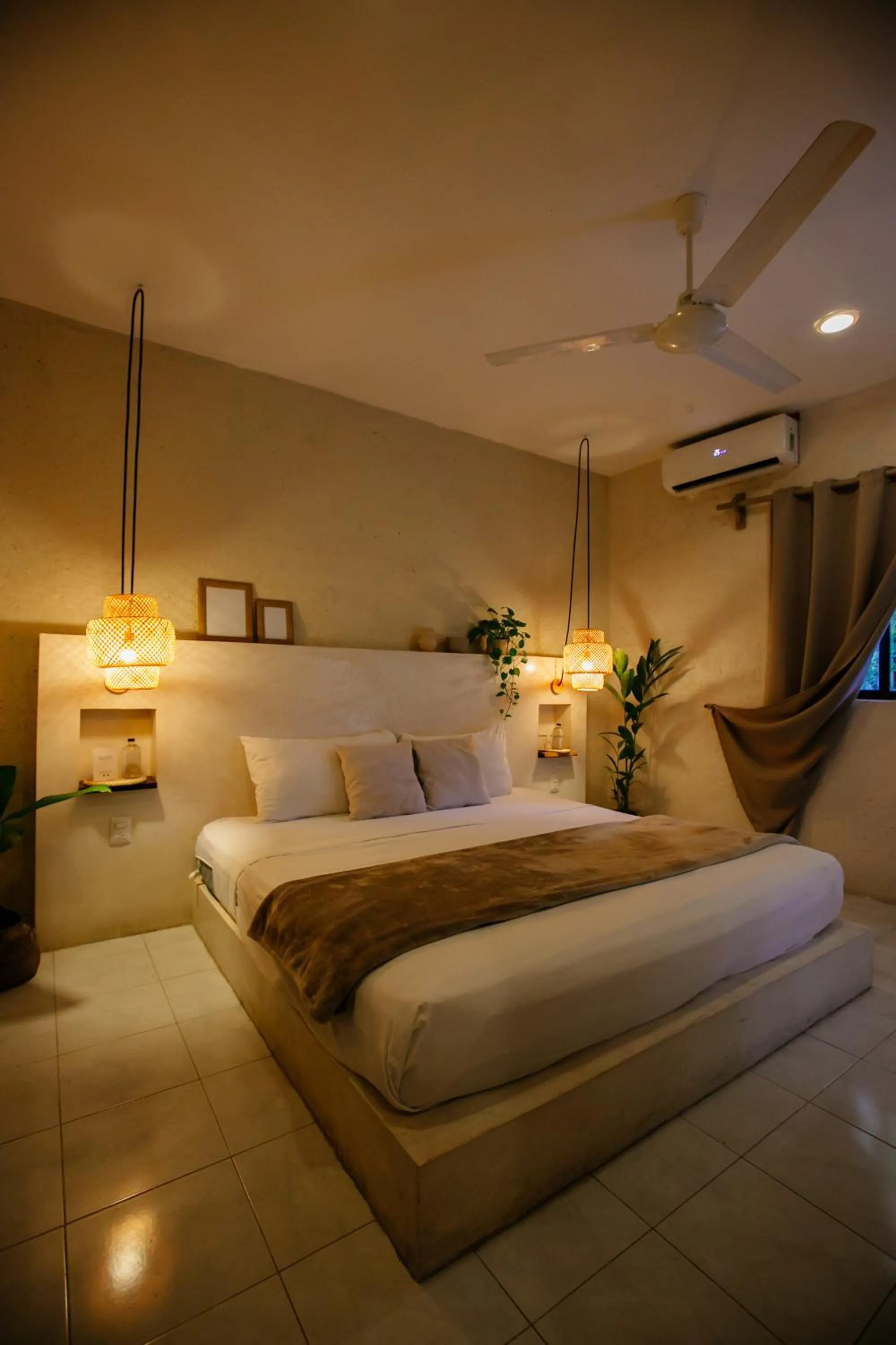 Bedroom, Bed in Hotel Noah Tulum