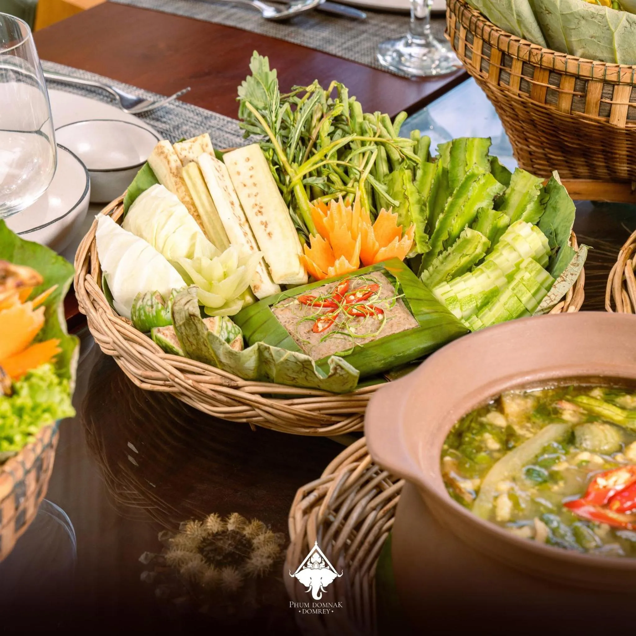 Dinner in Phum Domnak Domrey Resort