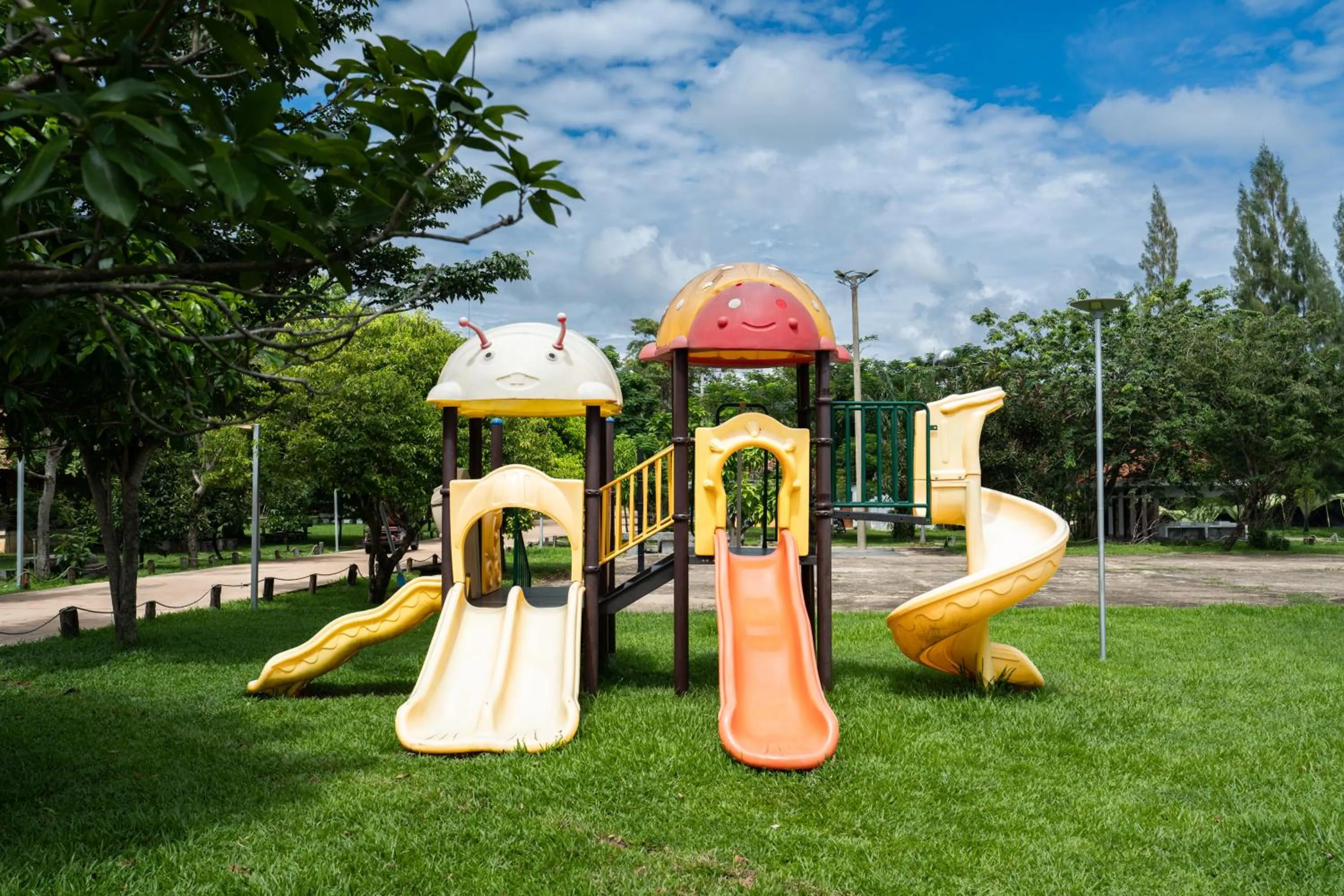 Children play ground in Phum Domnak Domrey Resort