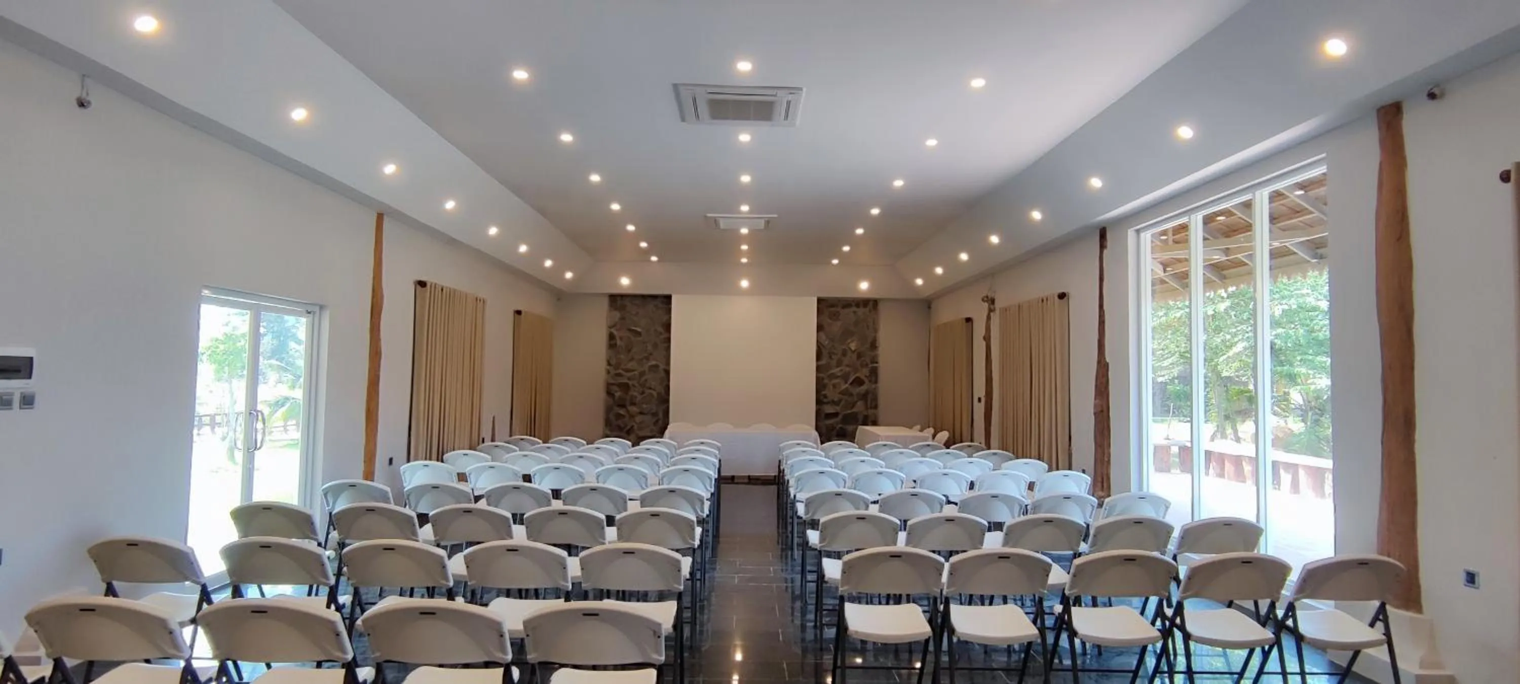 Meeting/conference room in Phum Domnak Domrey Resort