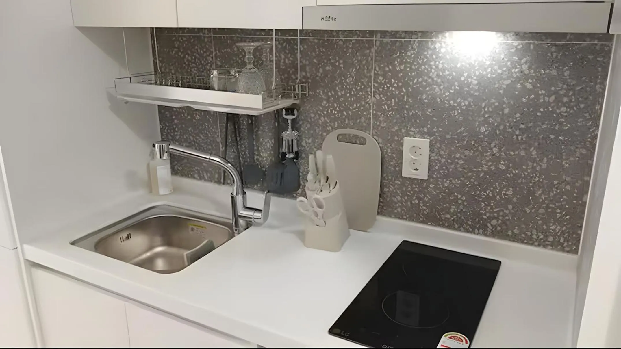 kitchen in SurfResort INN-The City YangYang