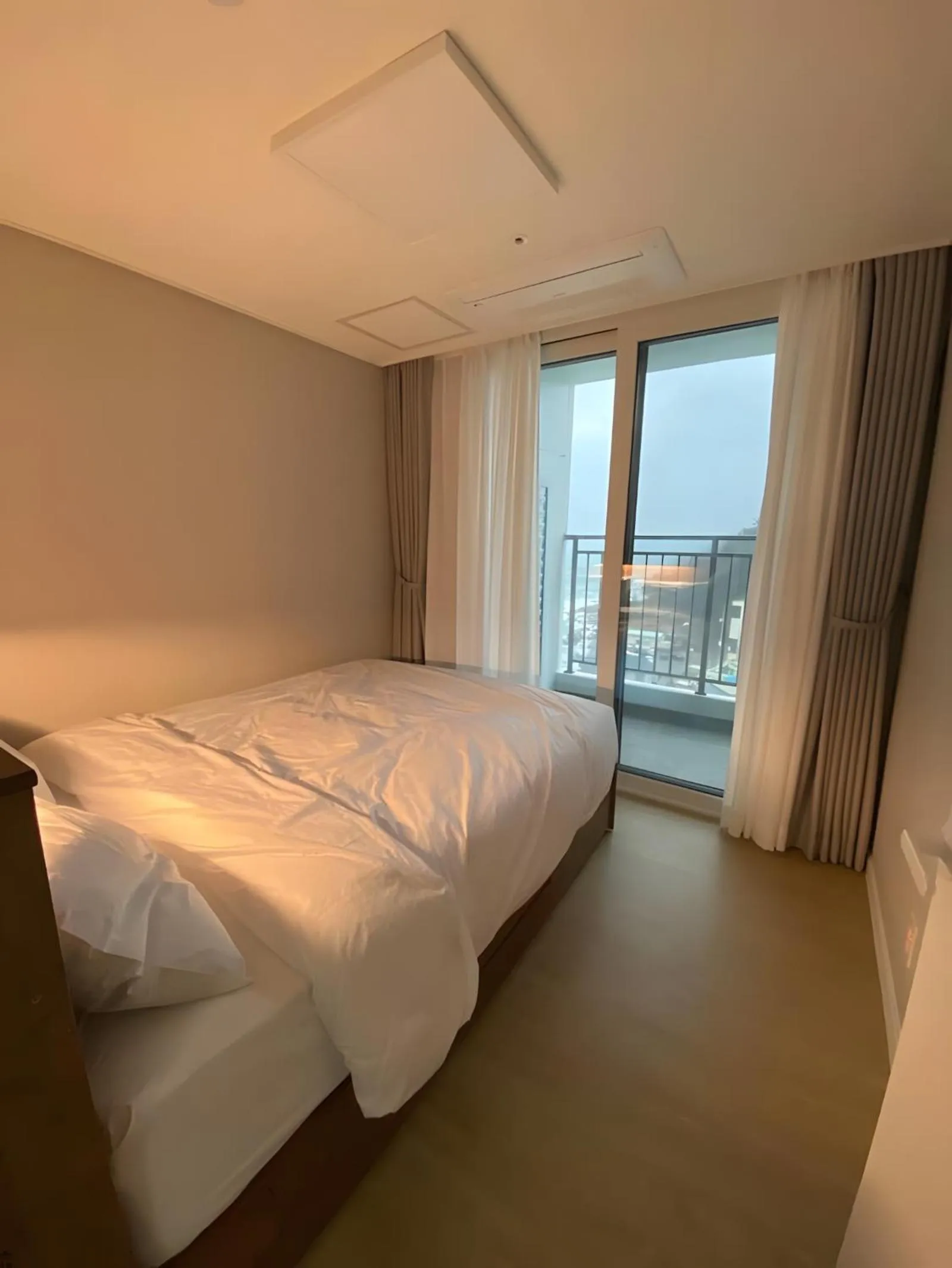 Bed in SurfResort INN-The City YangYang
