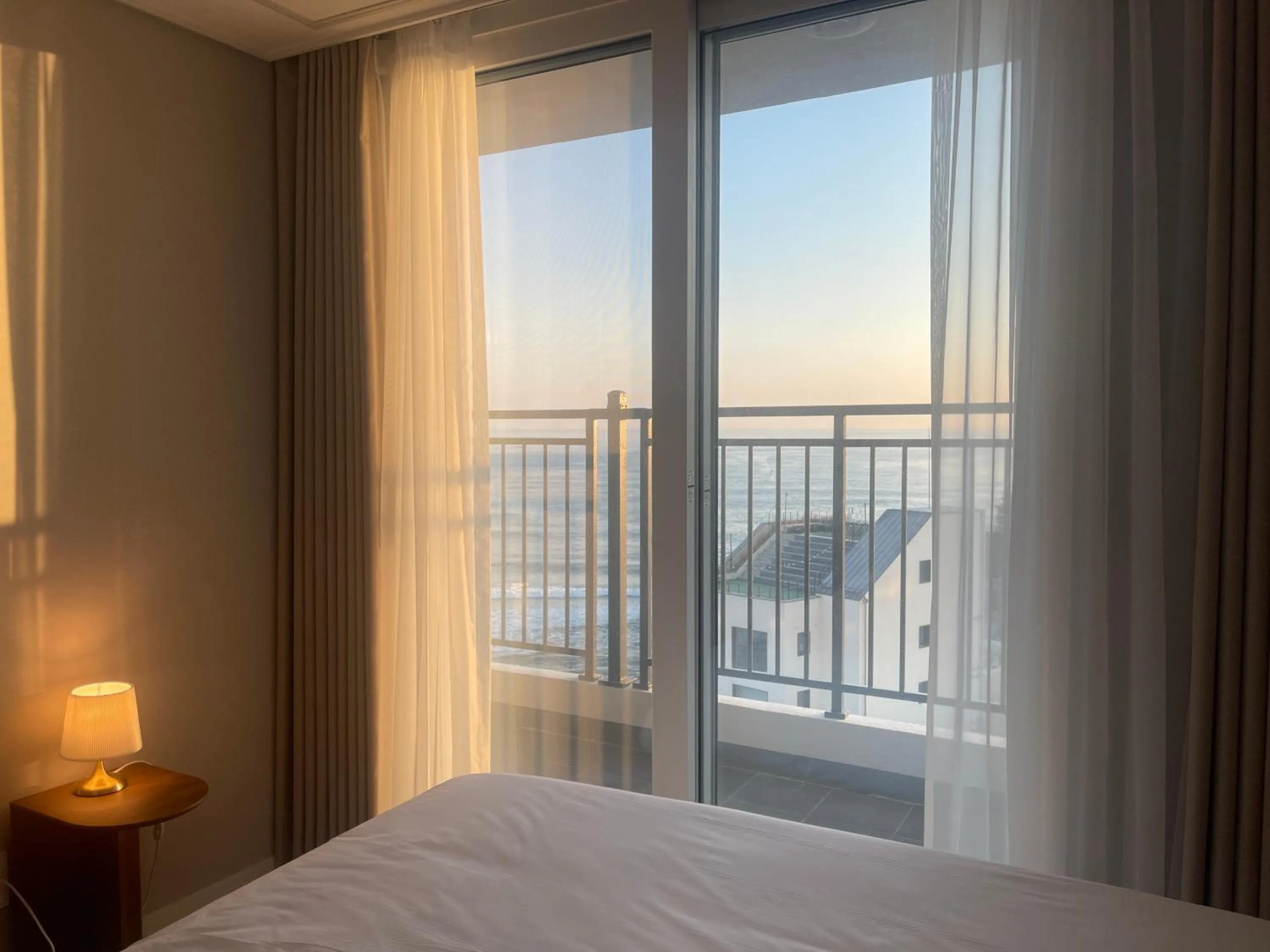 Bed in SurfResort INN-The City YangYang