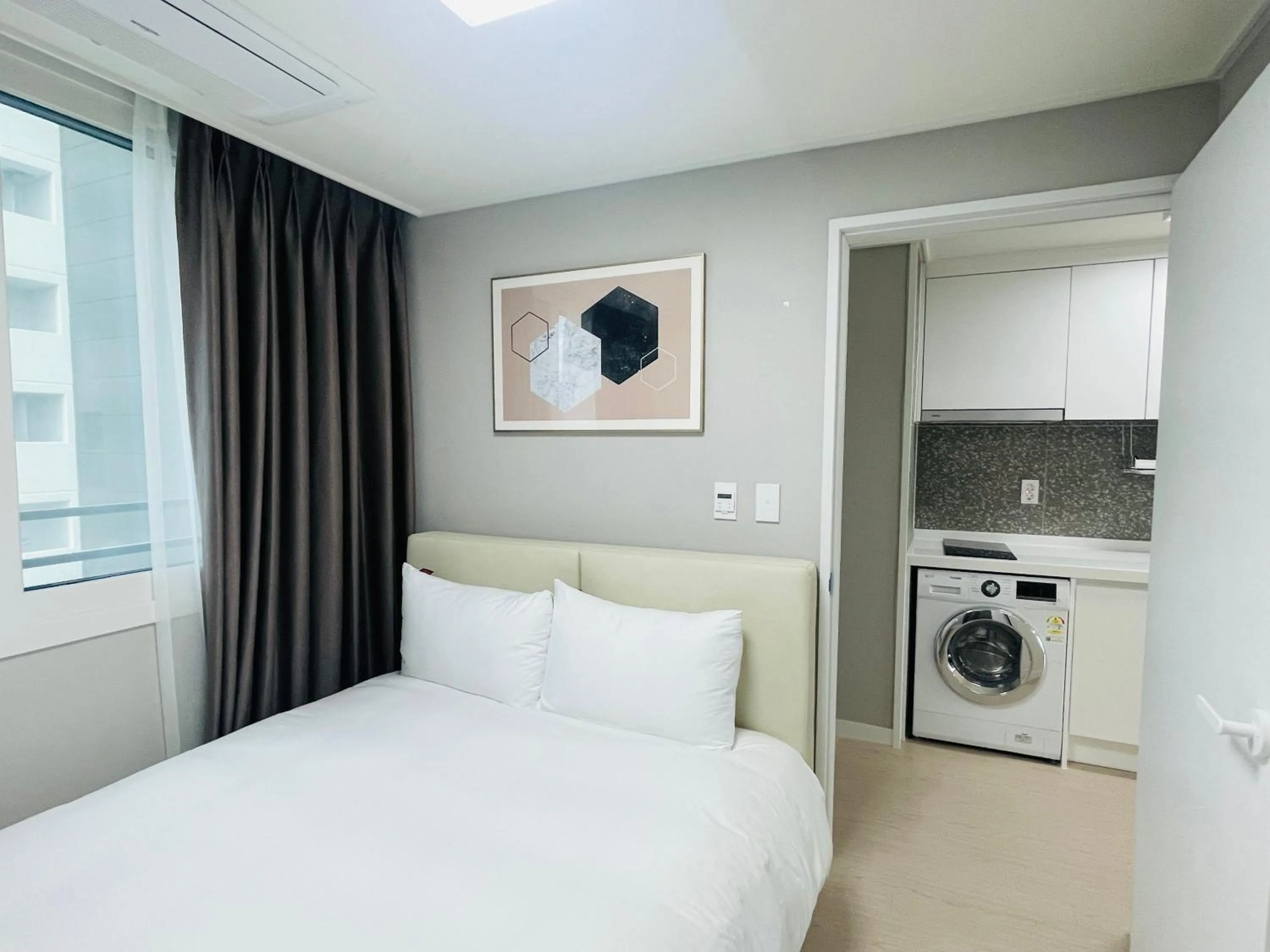 Bed in SurfResort INN-The City YangYang