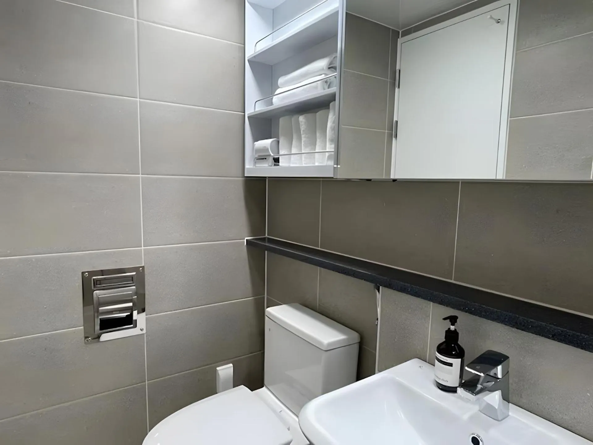 Toilet in SurfResort INN-The City YangYang