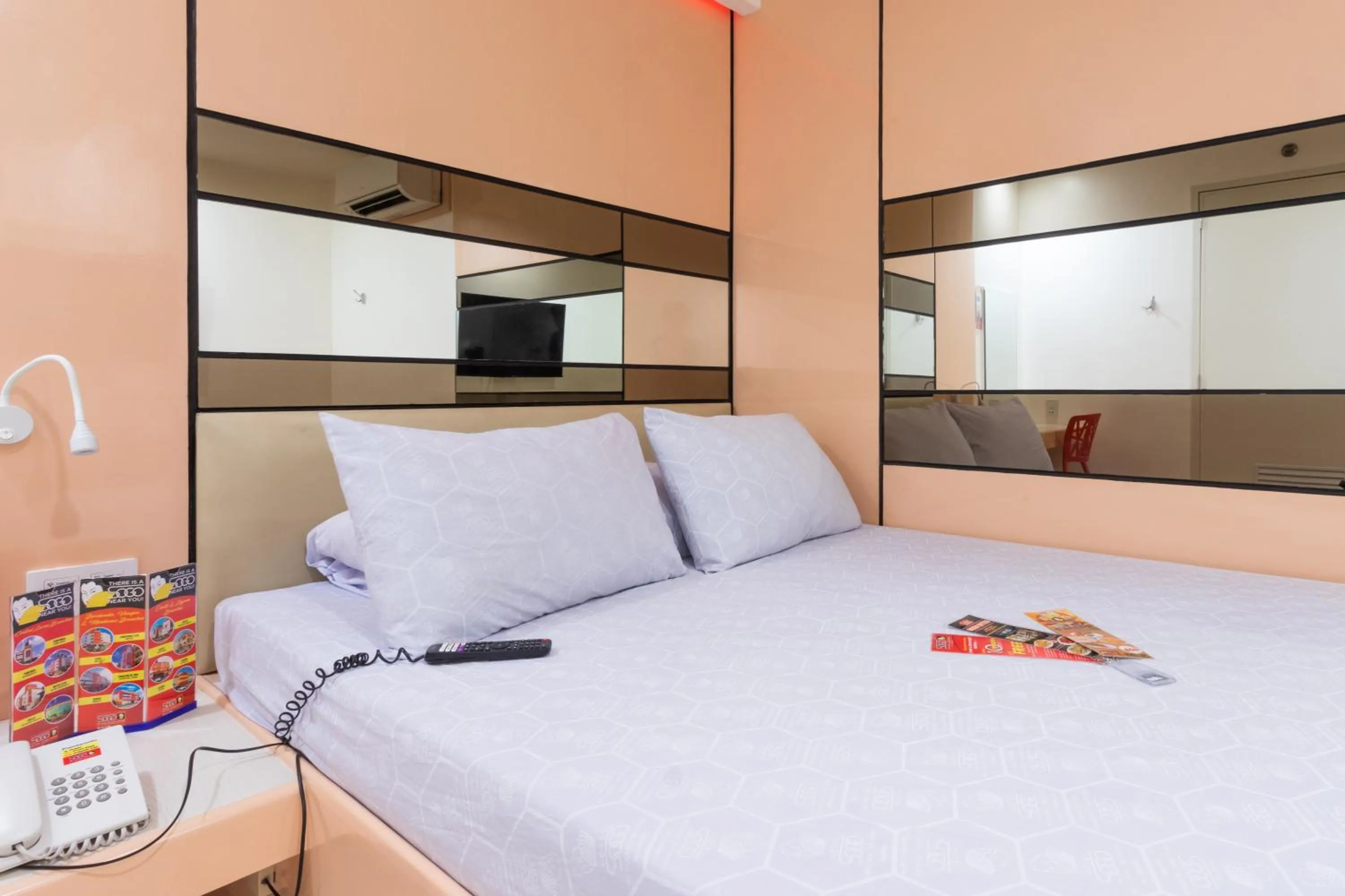 Bed in Hotel Sogo Guadalupe