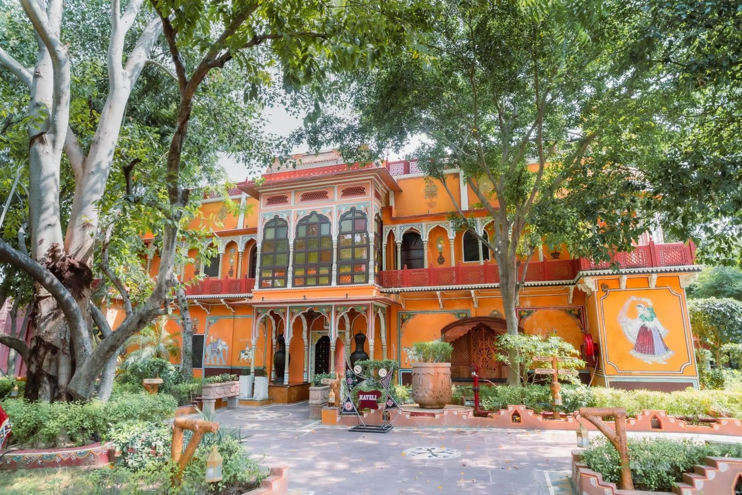 Executive Suite in Chokhi Dhani The Ethnic 5-Star Deluxe Resort Executive Suite in Chokhi Dhani The Ethnic 5-Star Deluxe Resort