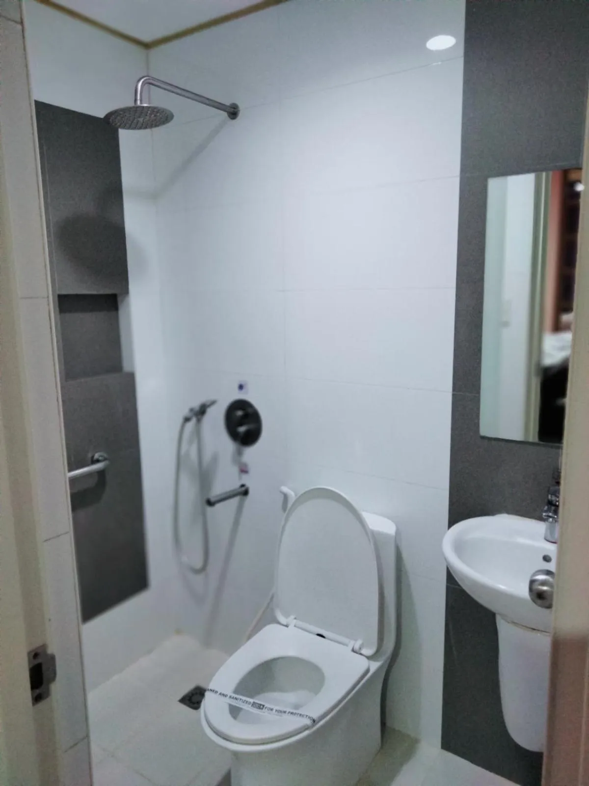 Bathroom in Hotel Sogo Molino