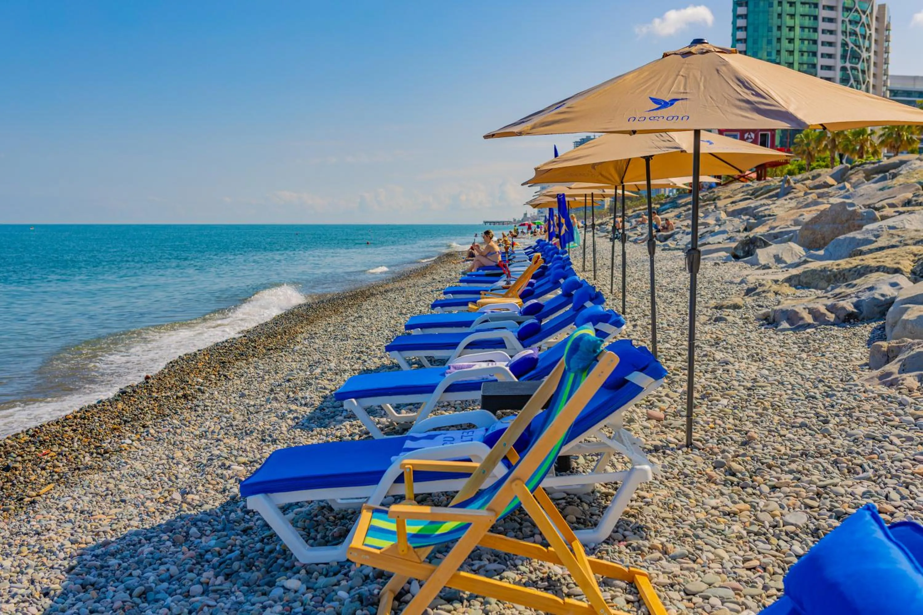 Beach in Sunshine Residence & Hotel