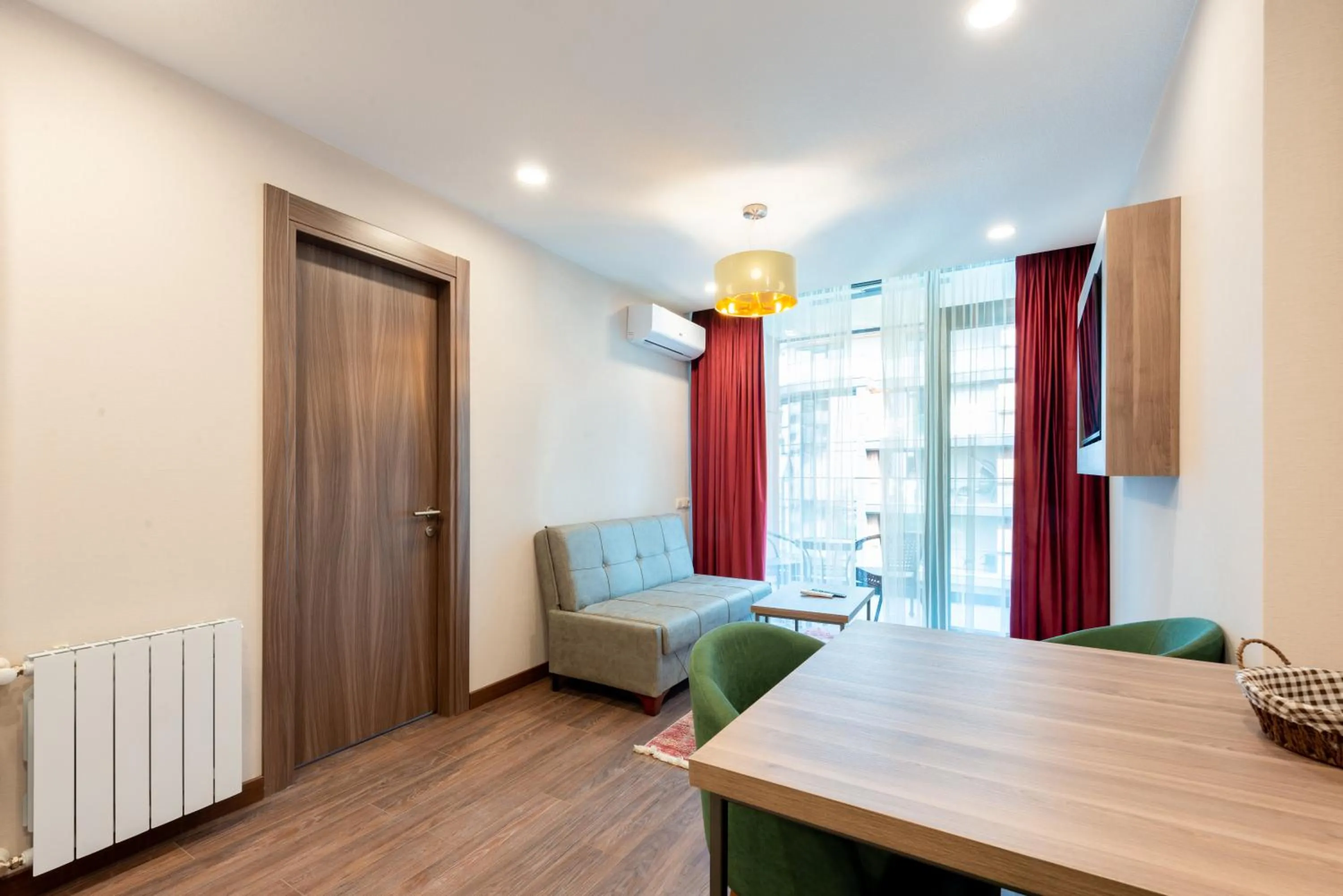 Living room in Sunshine Residence & Hotel