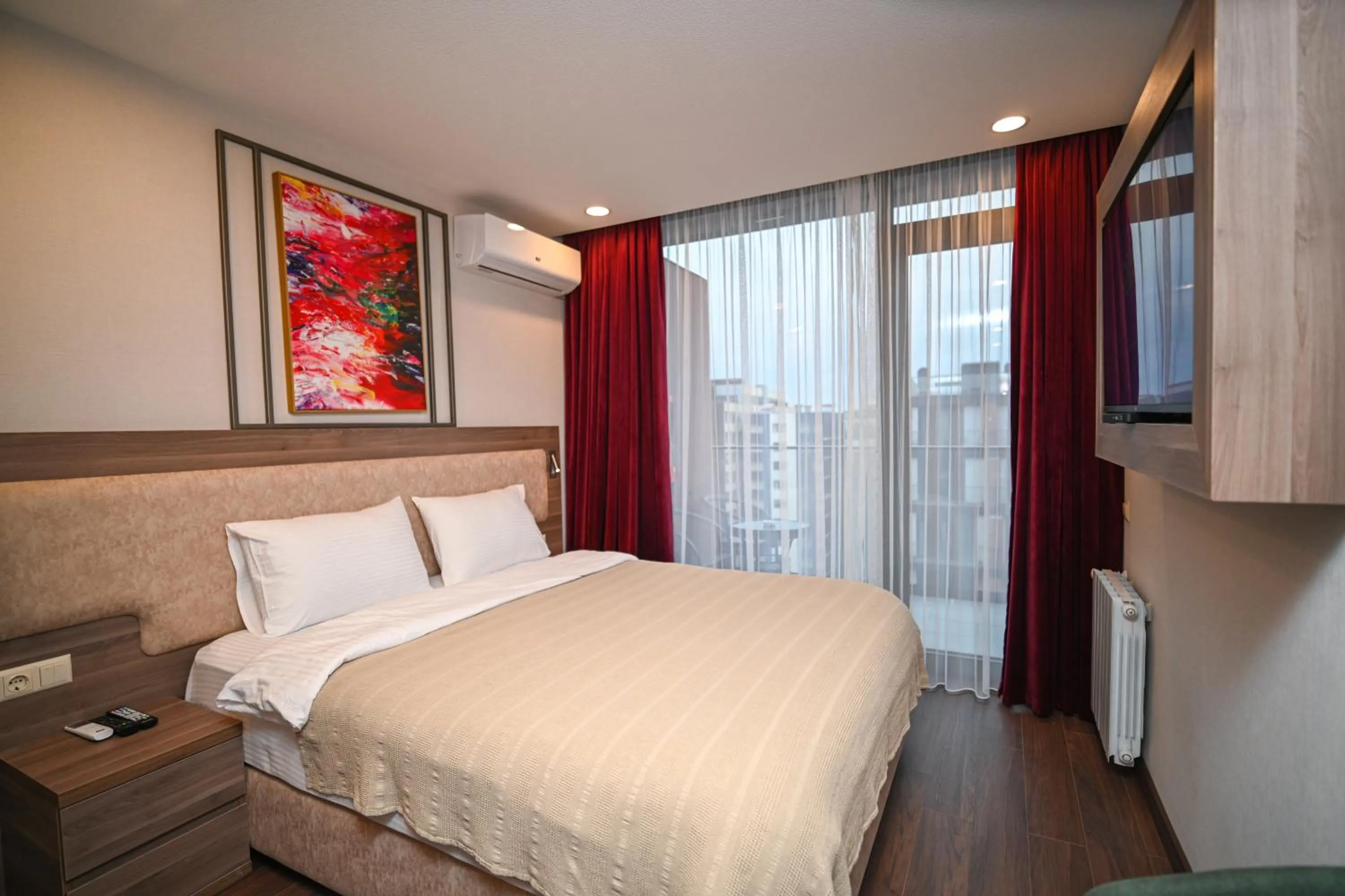 Bedroom, Bed in Sunshine Residence & Hotel