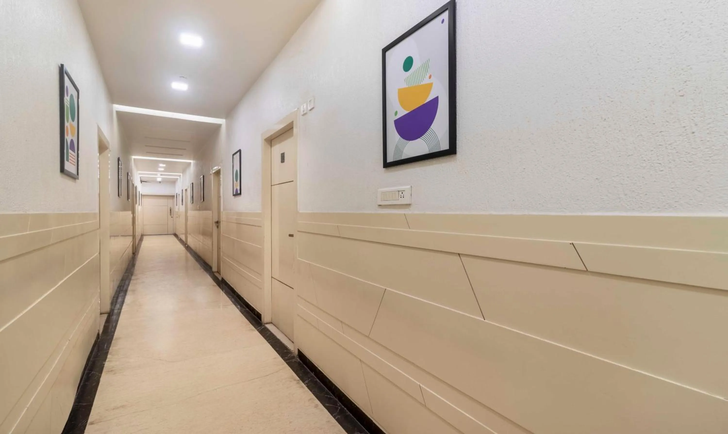 Lobby or reception in Treebo Empire Red Carpet