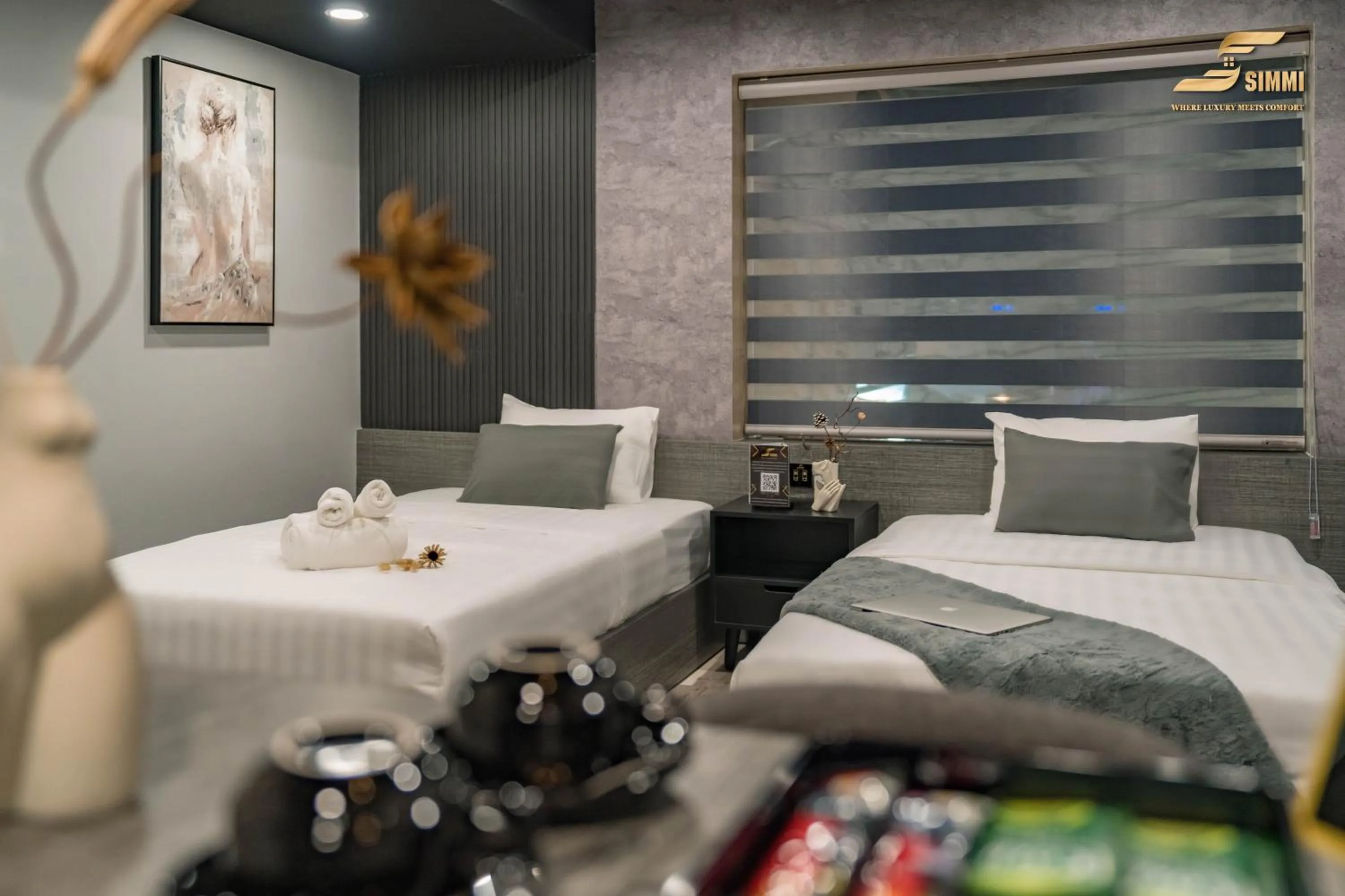 Photo of the whole room, Bed in Simmi Signature Hotel & Apartment