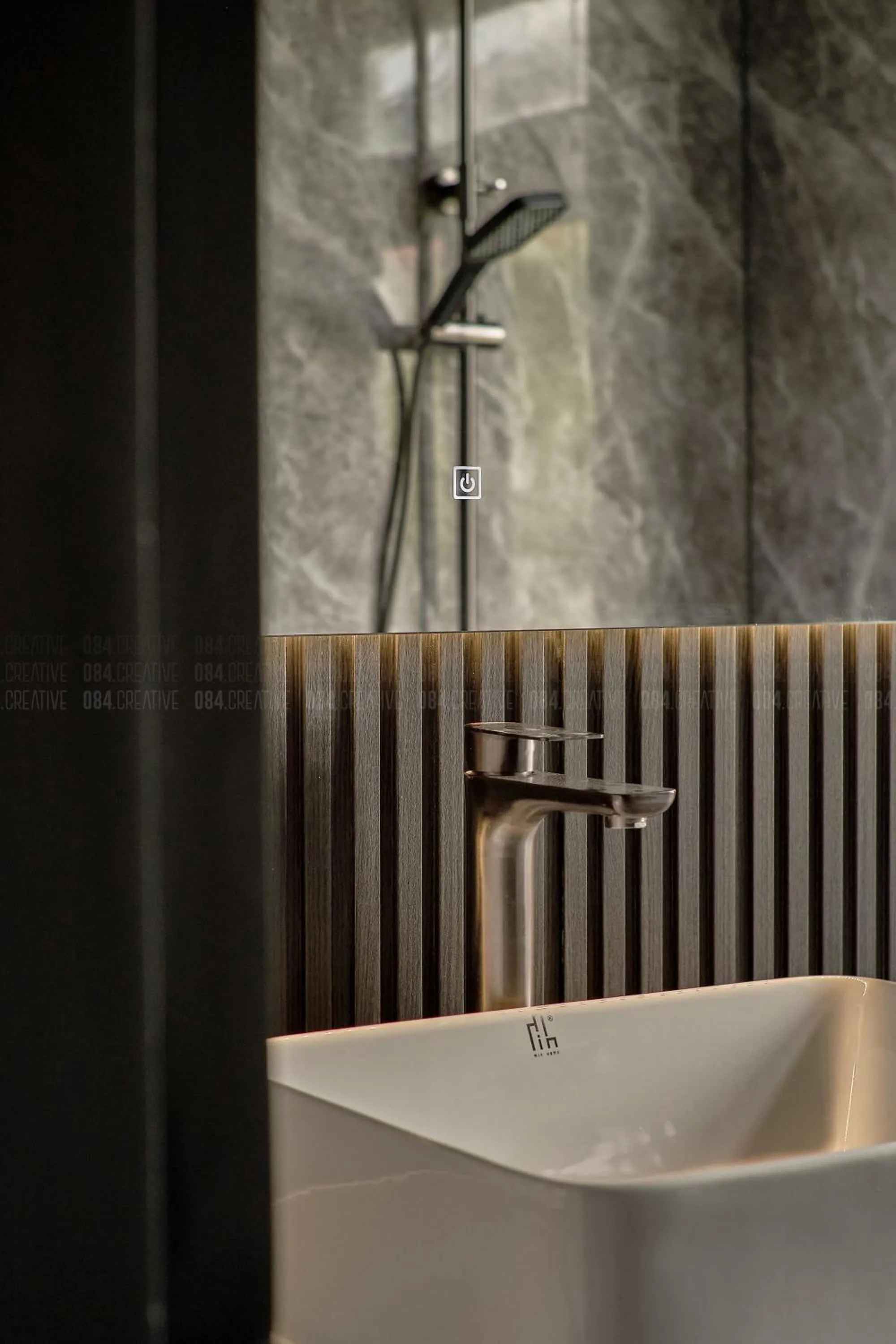 Bathroom in Simmi Signature Hotel & Apartment