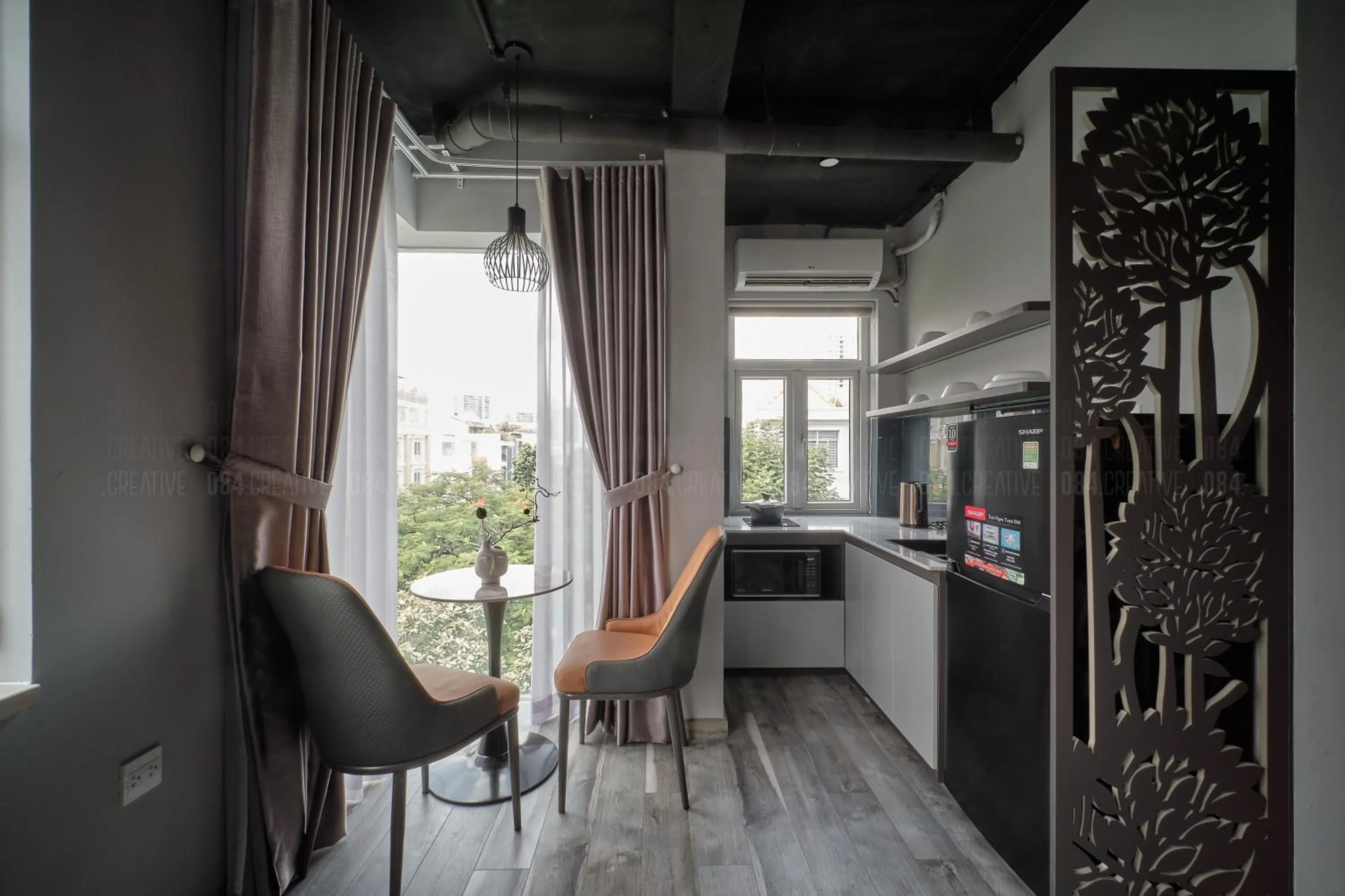 Kitchen or kitchenette in Simmi Signature Hotel & Apartment