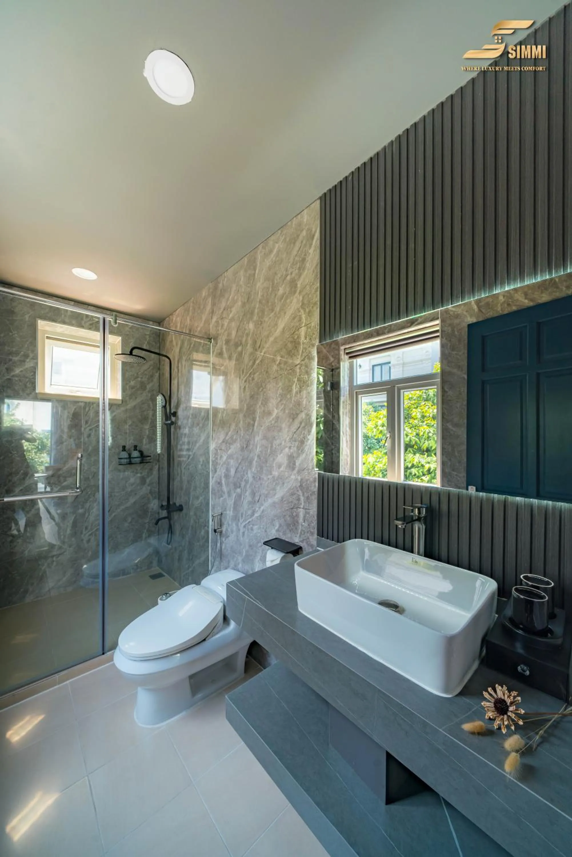 Shower in Simmi Signature Hotel & Apartment