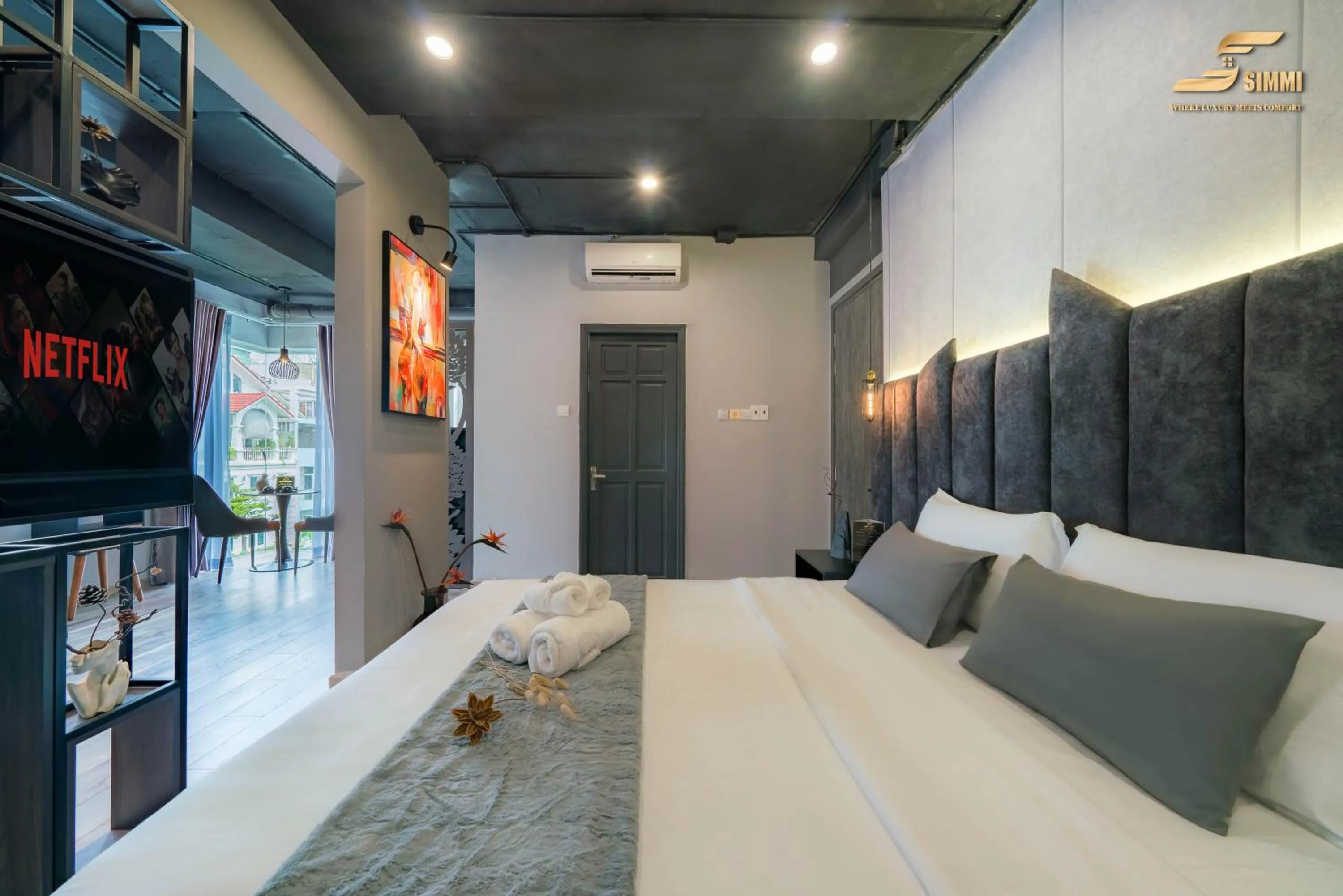 Bedroom in Simmi Signature Hotel & Apartment