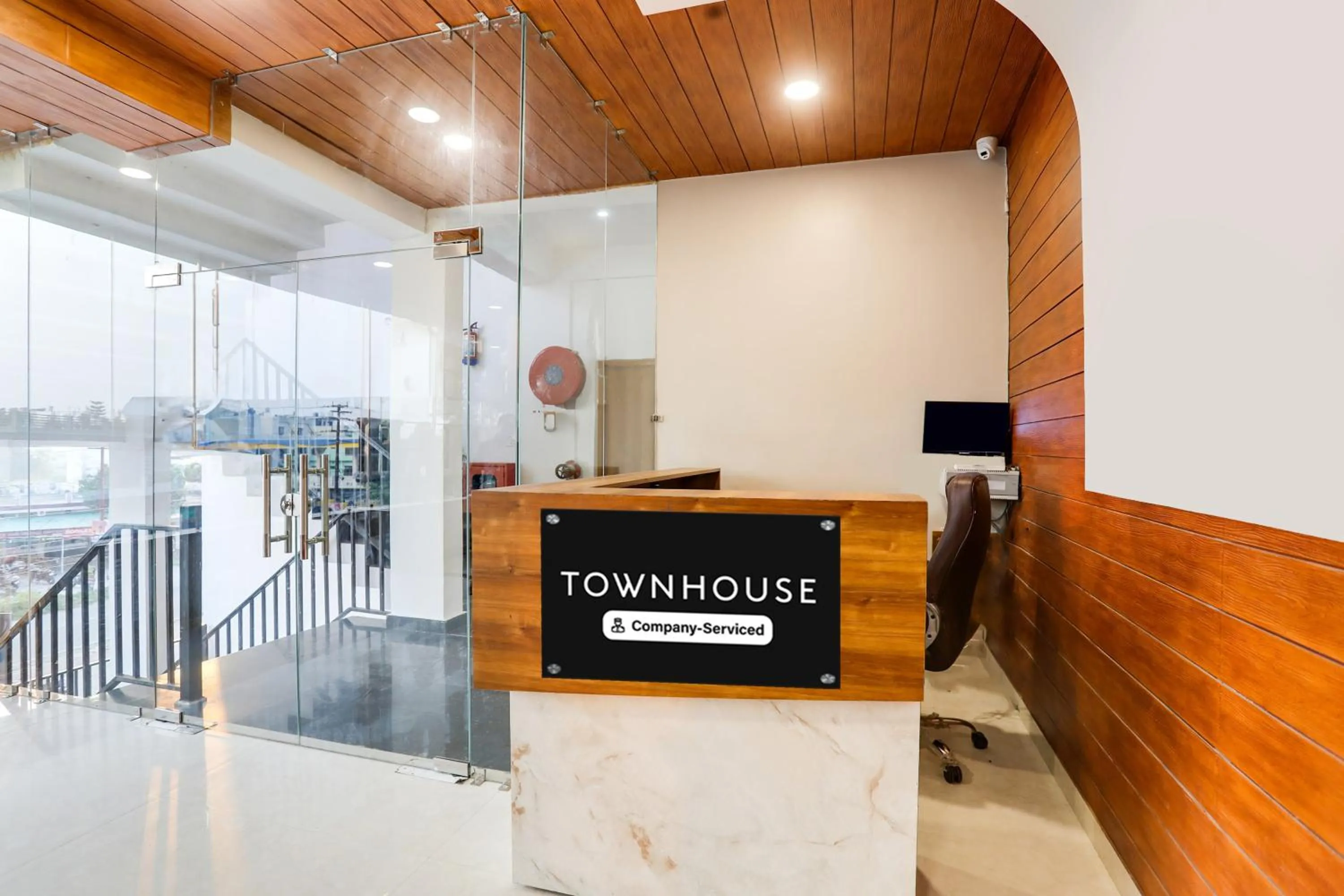 Lobby or reception in Super Townhouse Kathgharia Chowk