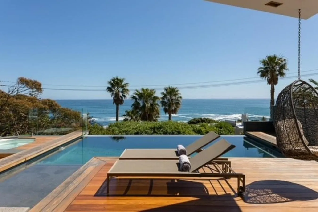 Element House - Contemporary And Upmarket Villa