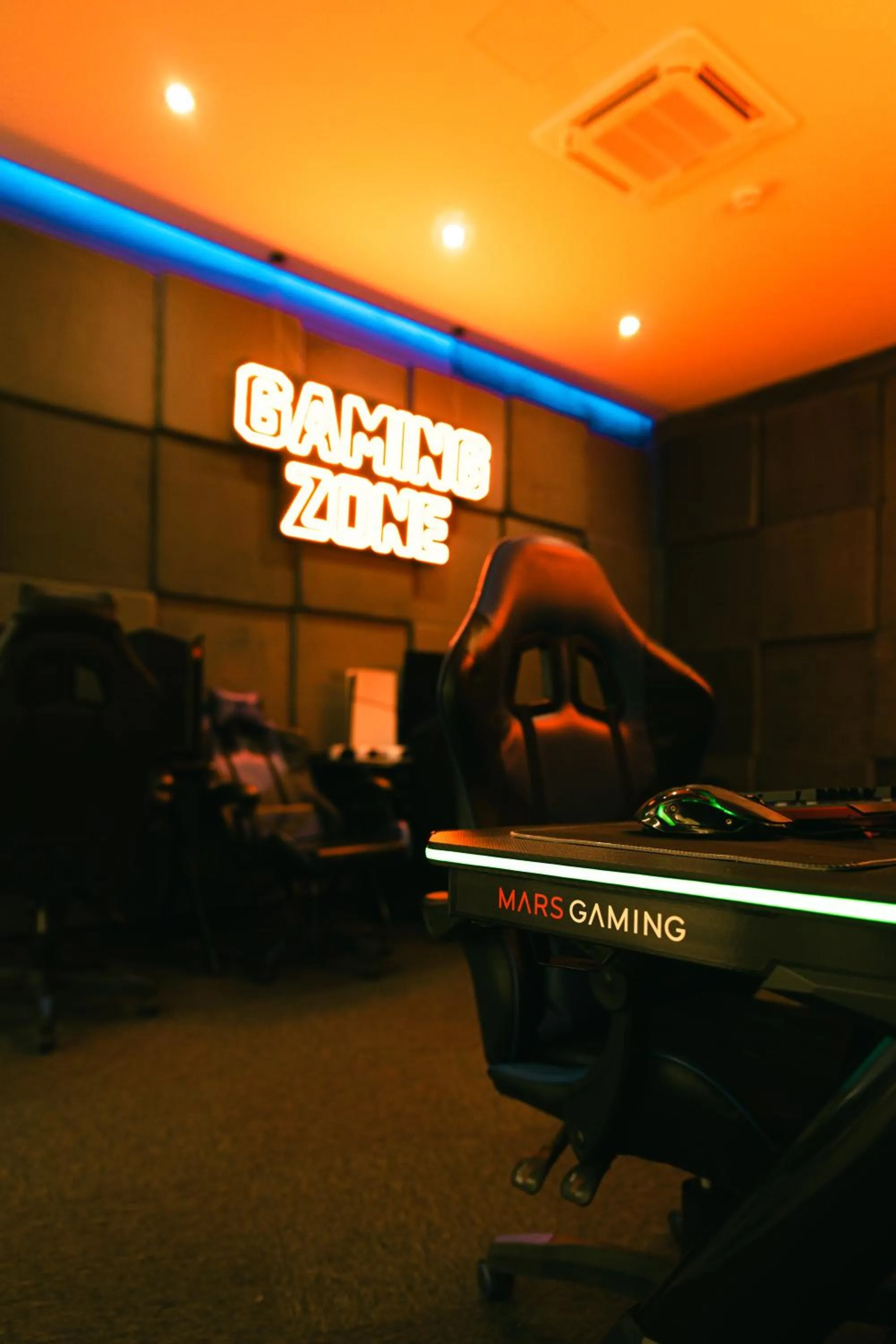 Game Room in Futurotel Sevilla