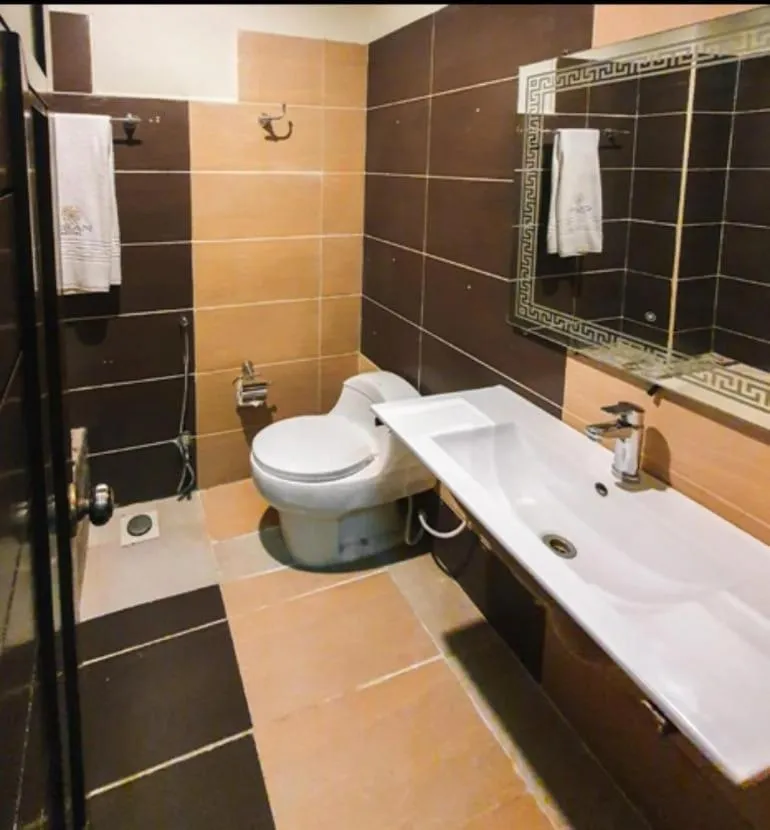 Bling International Hotel Multan