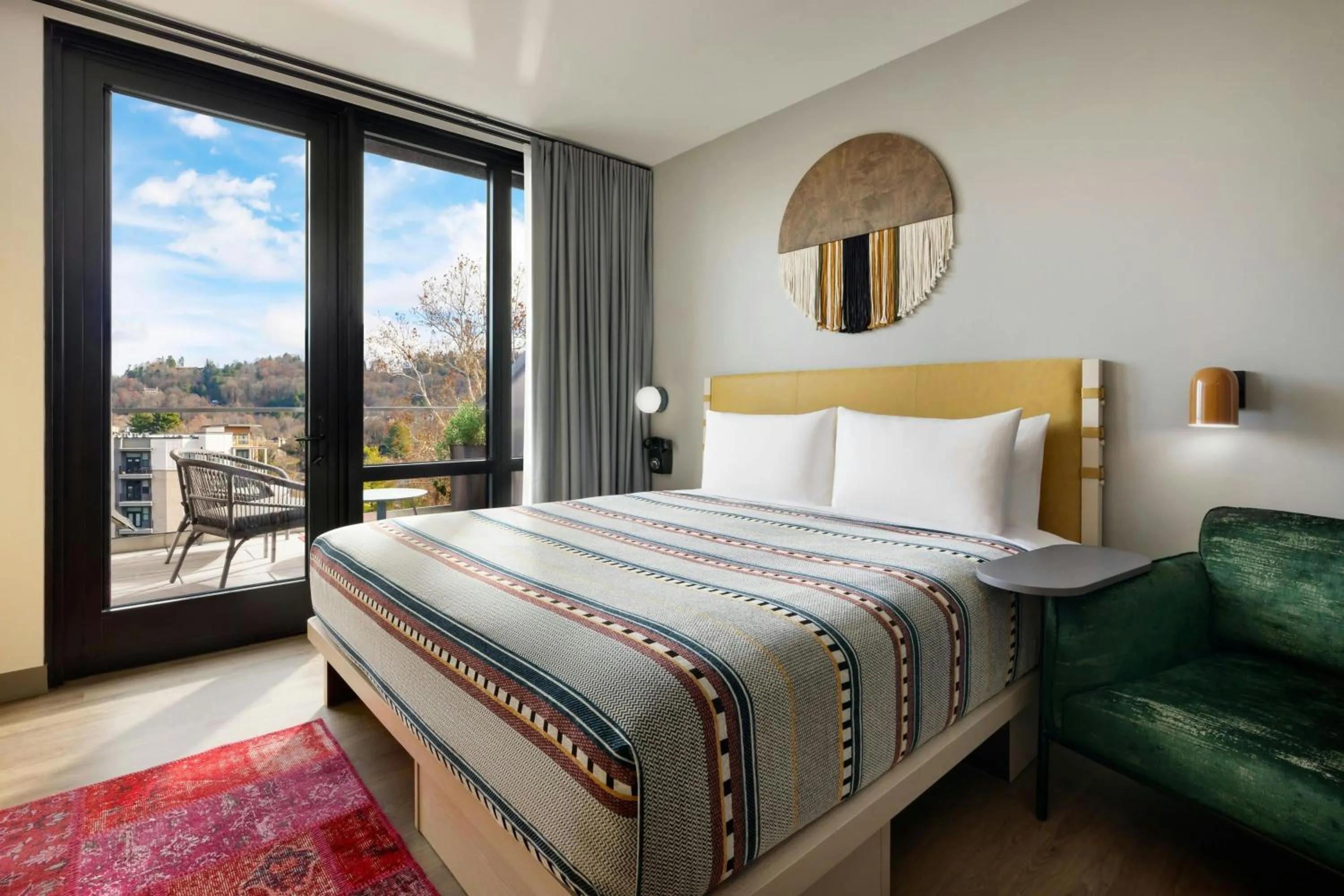 Photo of the whole room, Bed in Moxy Asheville