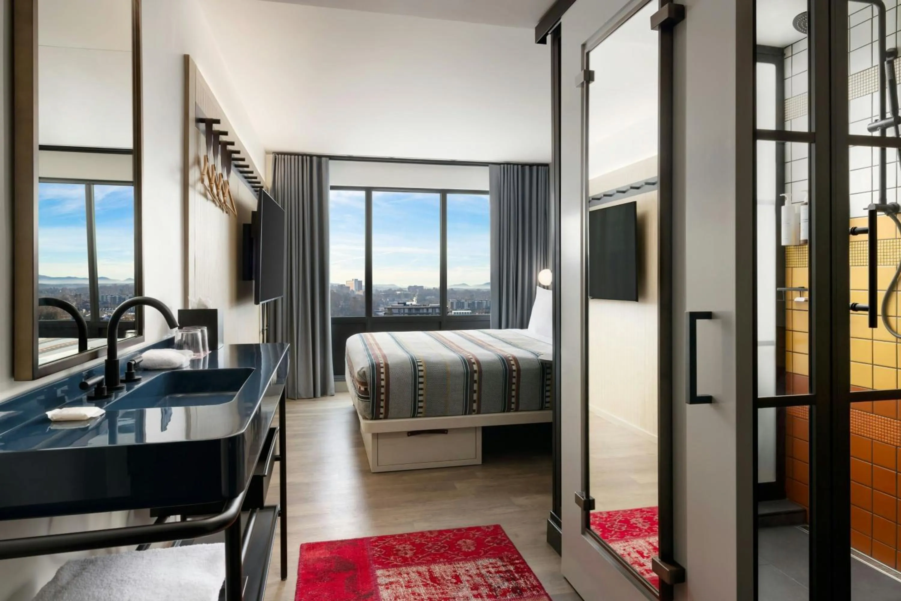 Photo of the whole room, Bed in Moxy Asheville