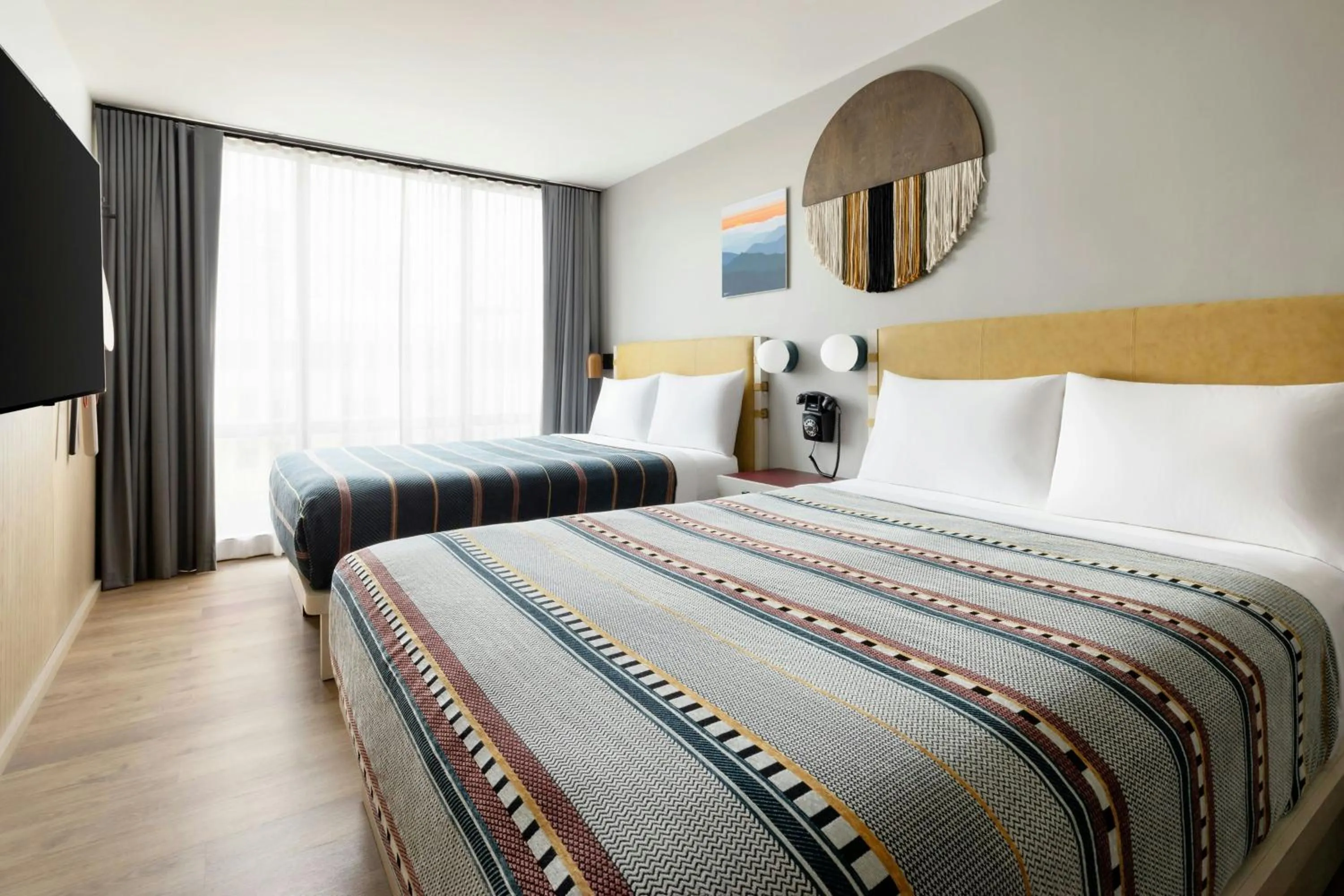 Photo of the whole room, Bed in Moxy Asheville