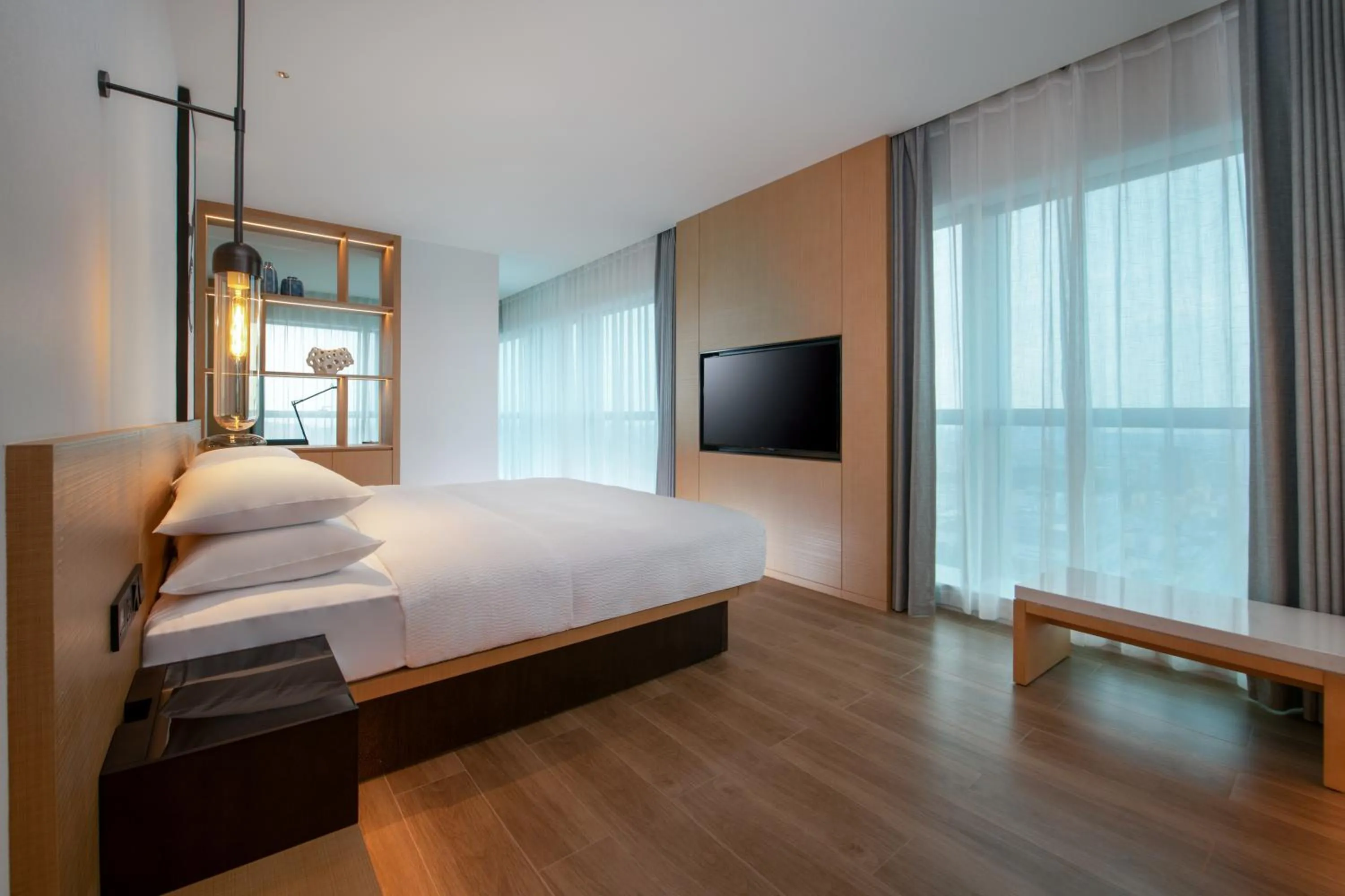 On site, Bed in Fairfield by Marriott Shenzhen Bao'an