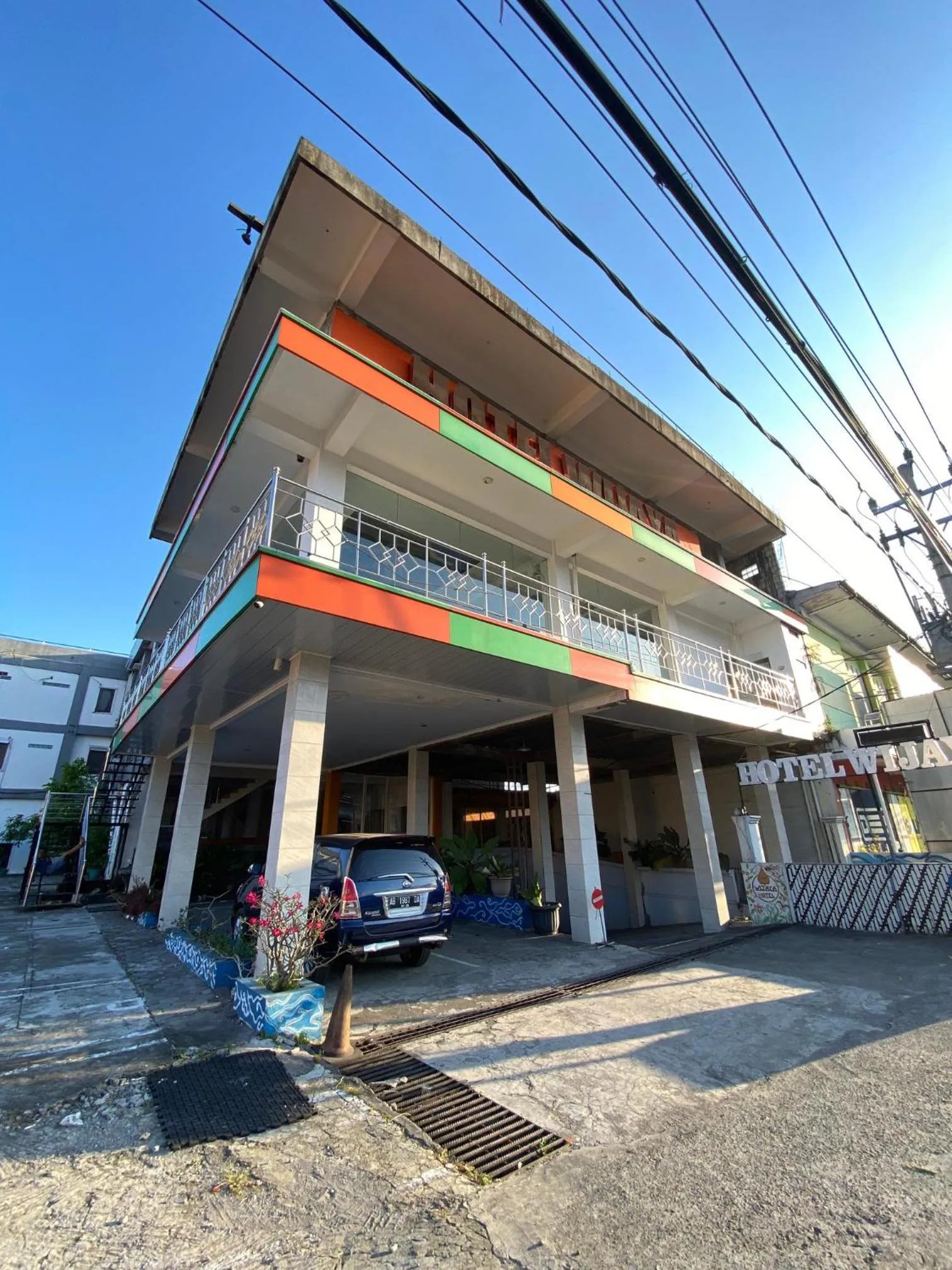 Property building in New Wijaya Hotel