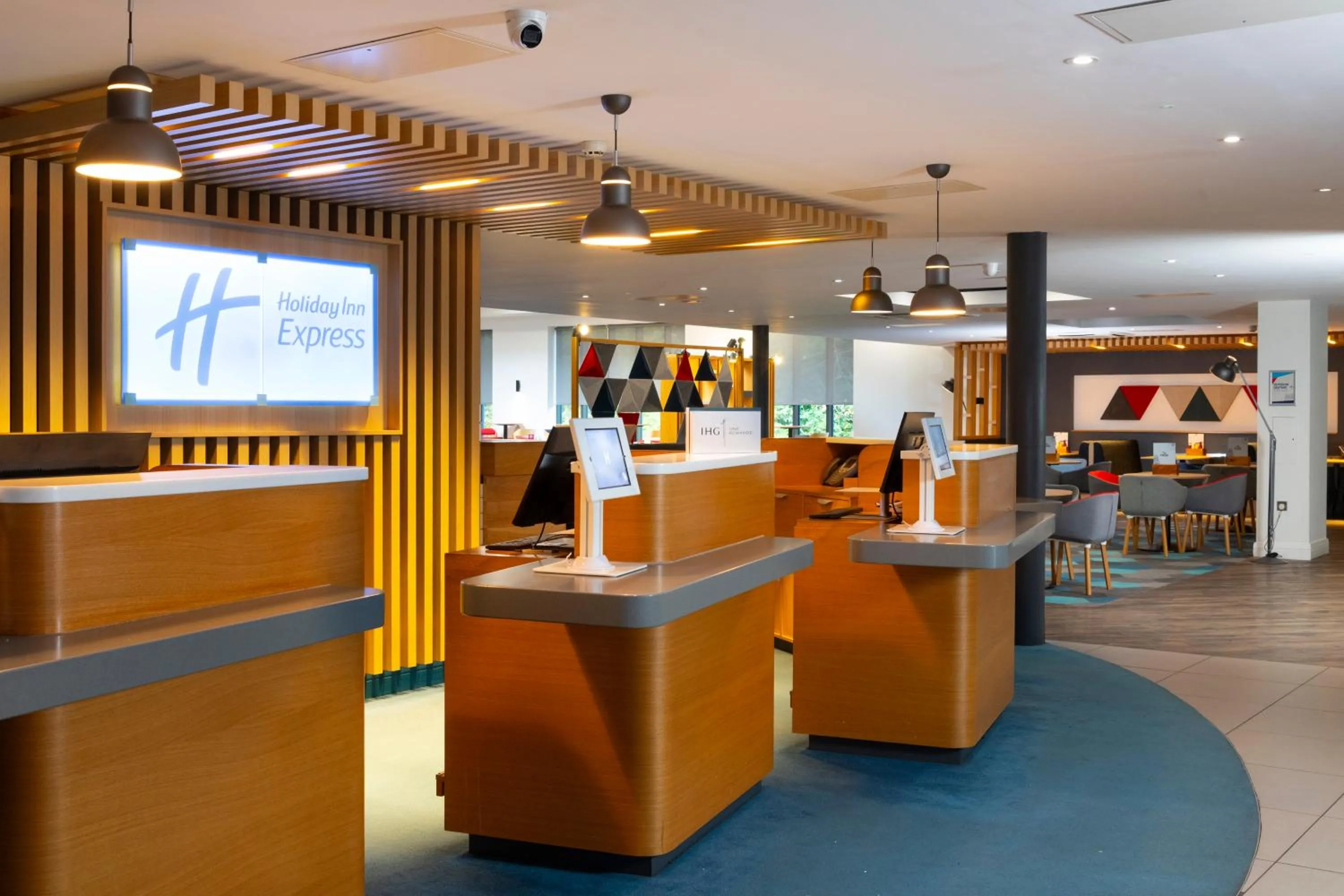 Lobby or reception in Holiday Inn Express Birmingham Airport NEC by IHG