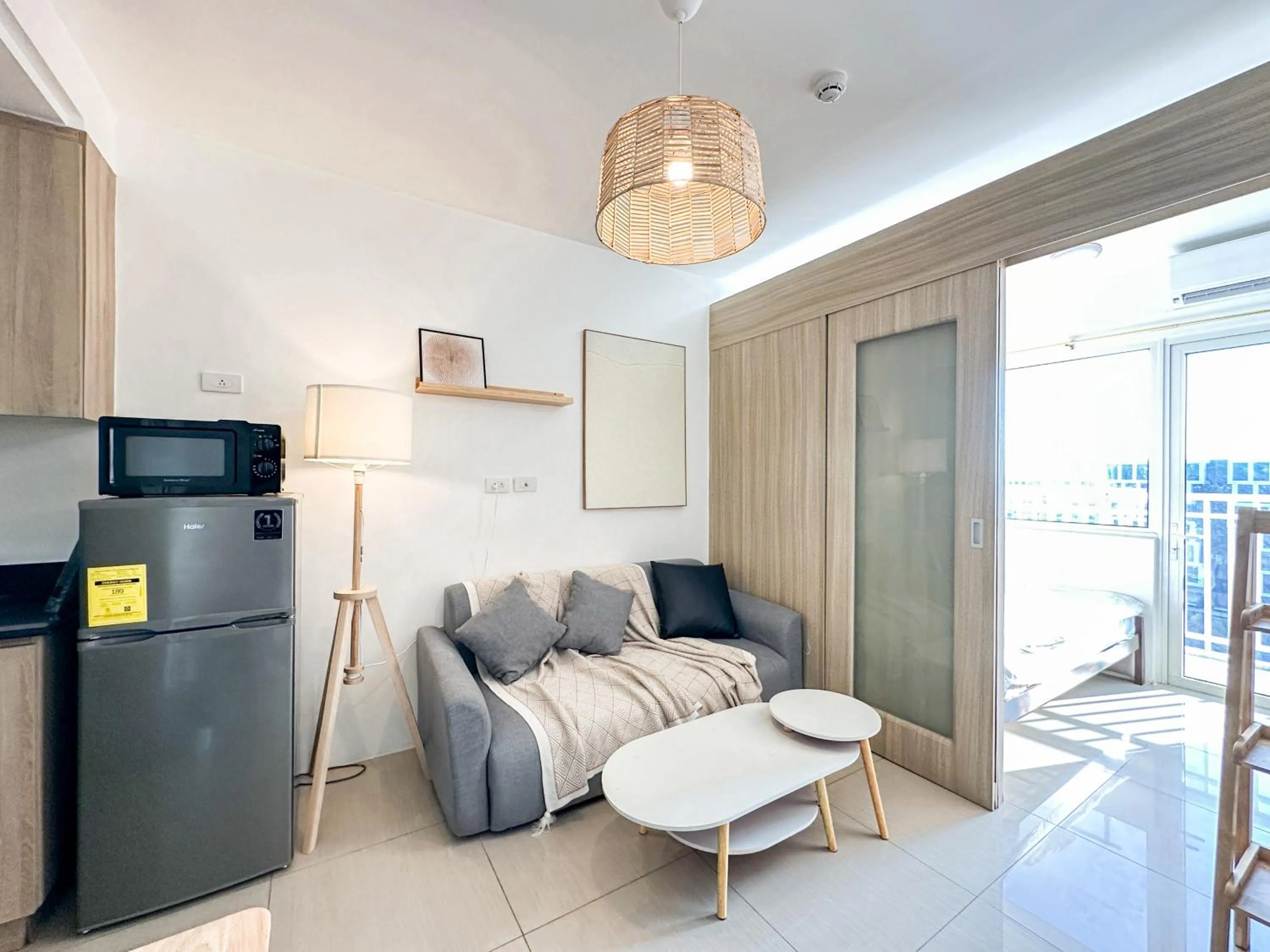 Living room in GemstoneBR in SMDC Shore Residences