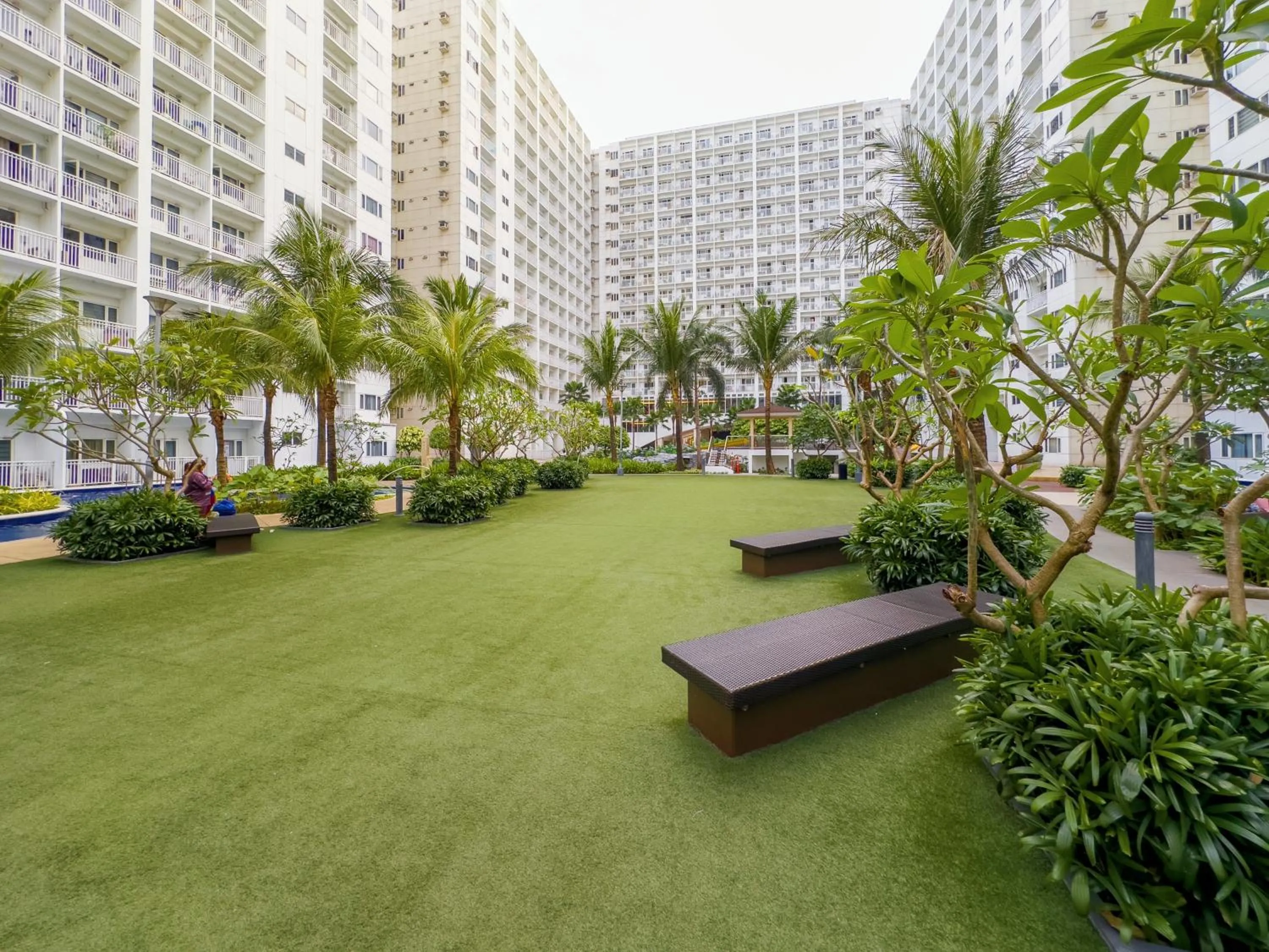 Garden in GemstoneBR in SMDC Shore Residences