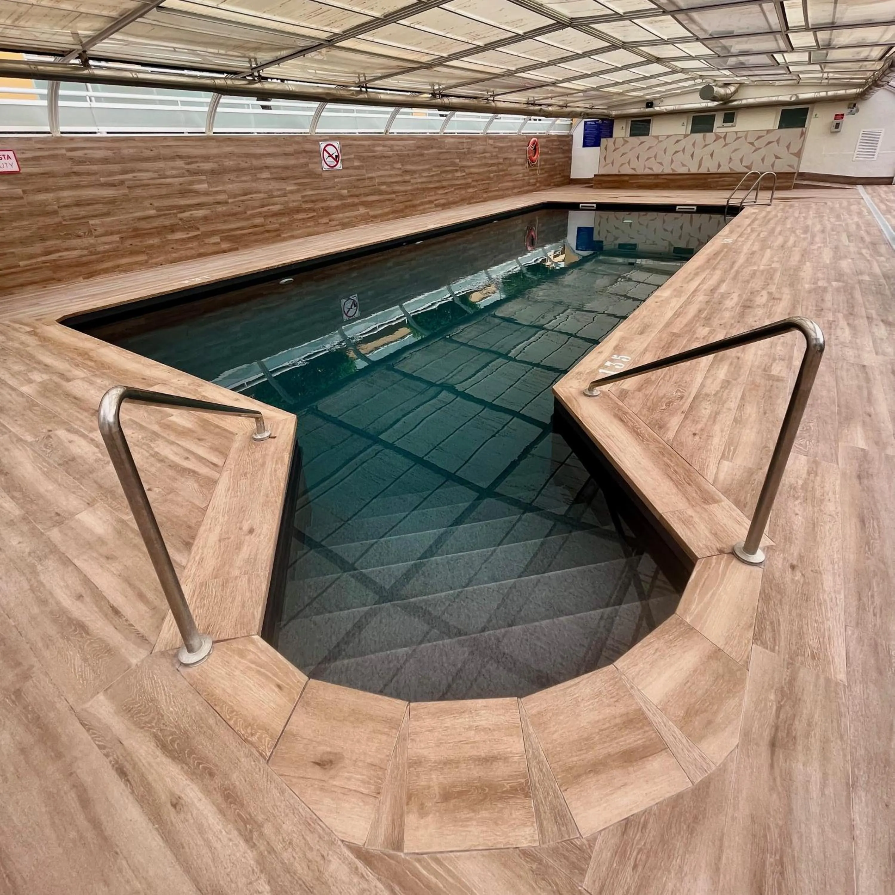 Swimming pool in Apartamentos Turisticos Terralta