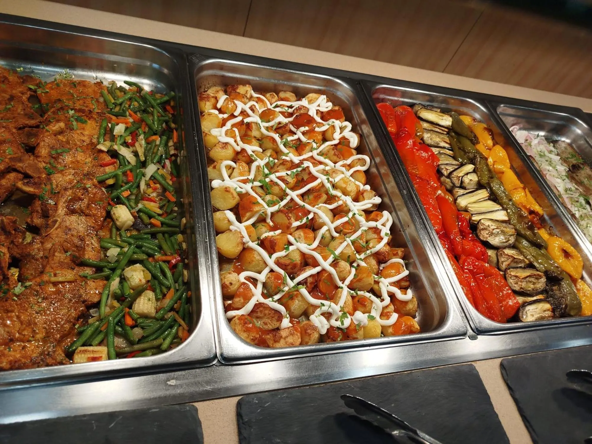 Dinner in Apartamentos Turisticos Terralta