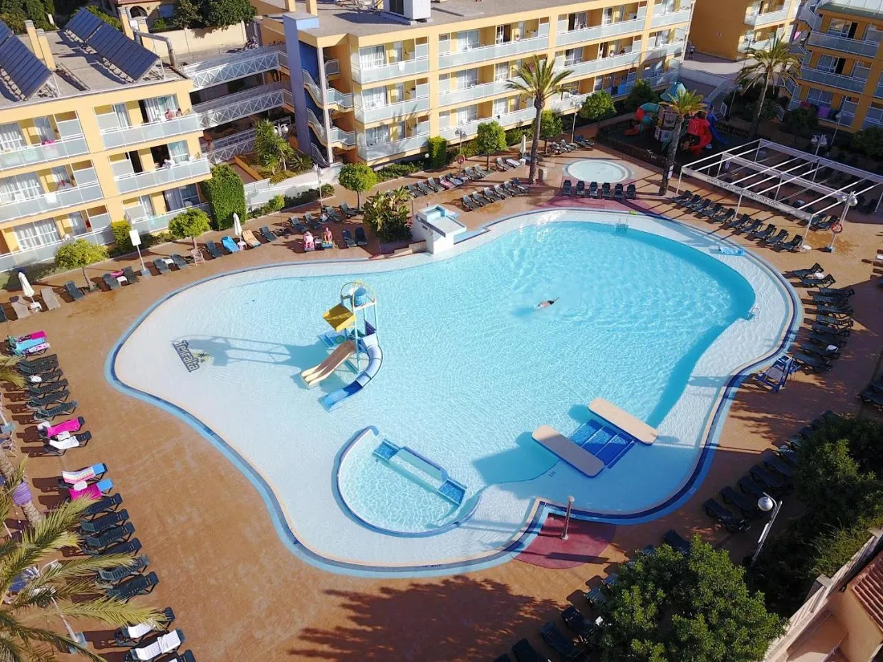 Swimming pool in Apartamentos Turisticos Terralta