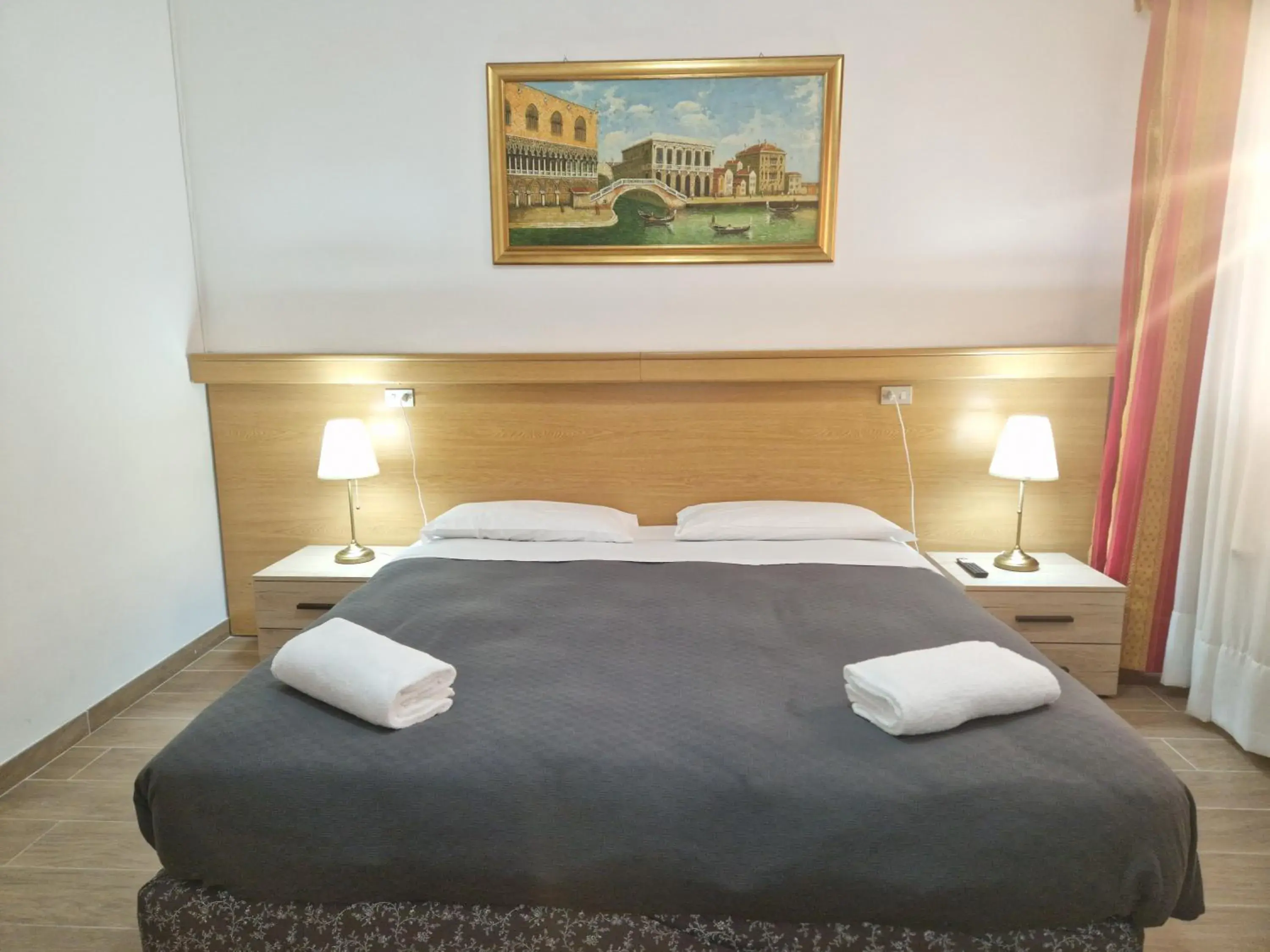 Deluxe Double Room in Hotel Tito Venice Deluxe Double Room in Hotel Tito Venice