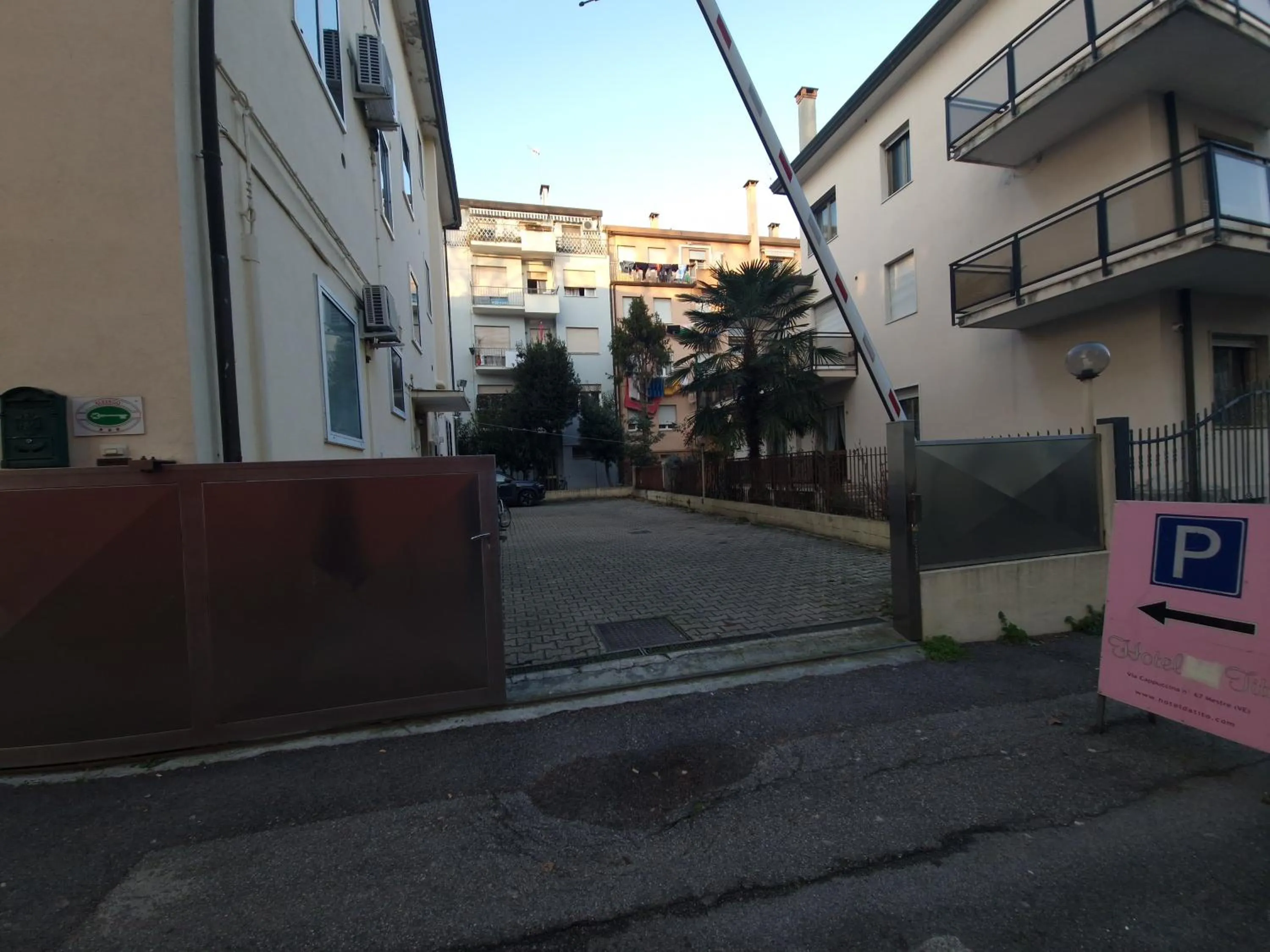 Parking in Hotel Tito