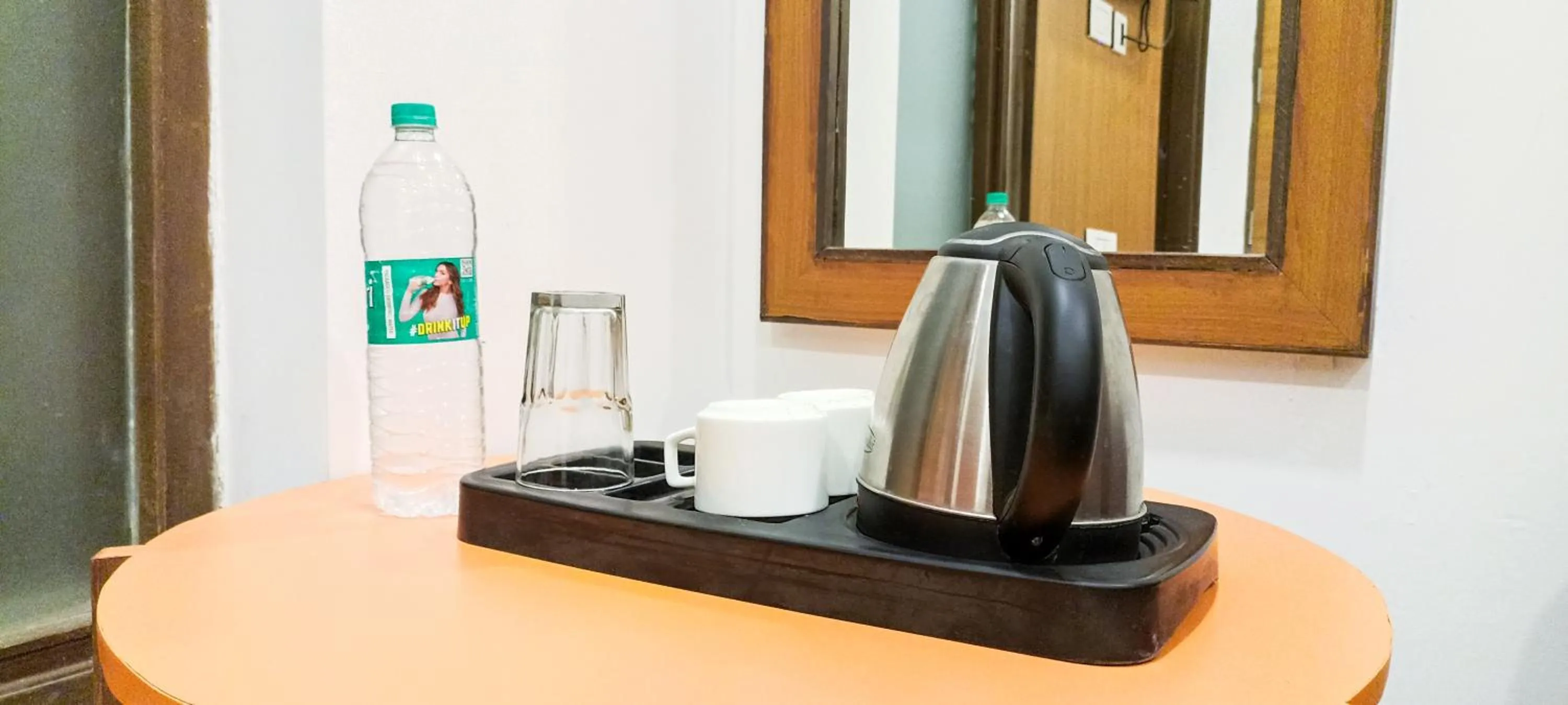 Coffee/tea facilities in Hotel Lake View - Near Sukhna Lake