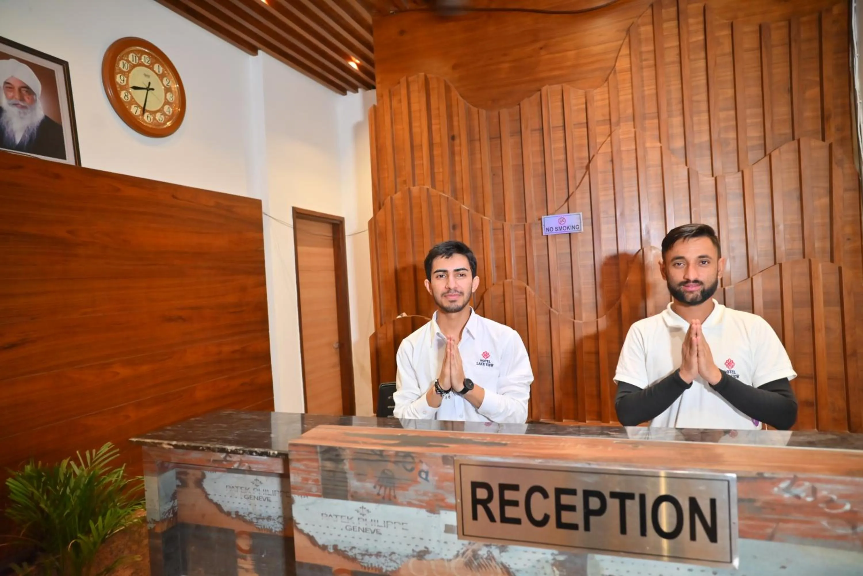 Lobby or reception in Hotel Lake View - Near Sukhna Lake