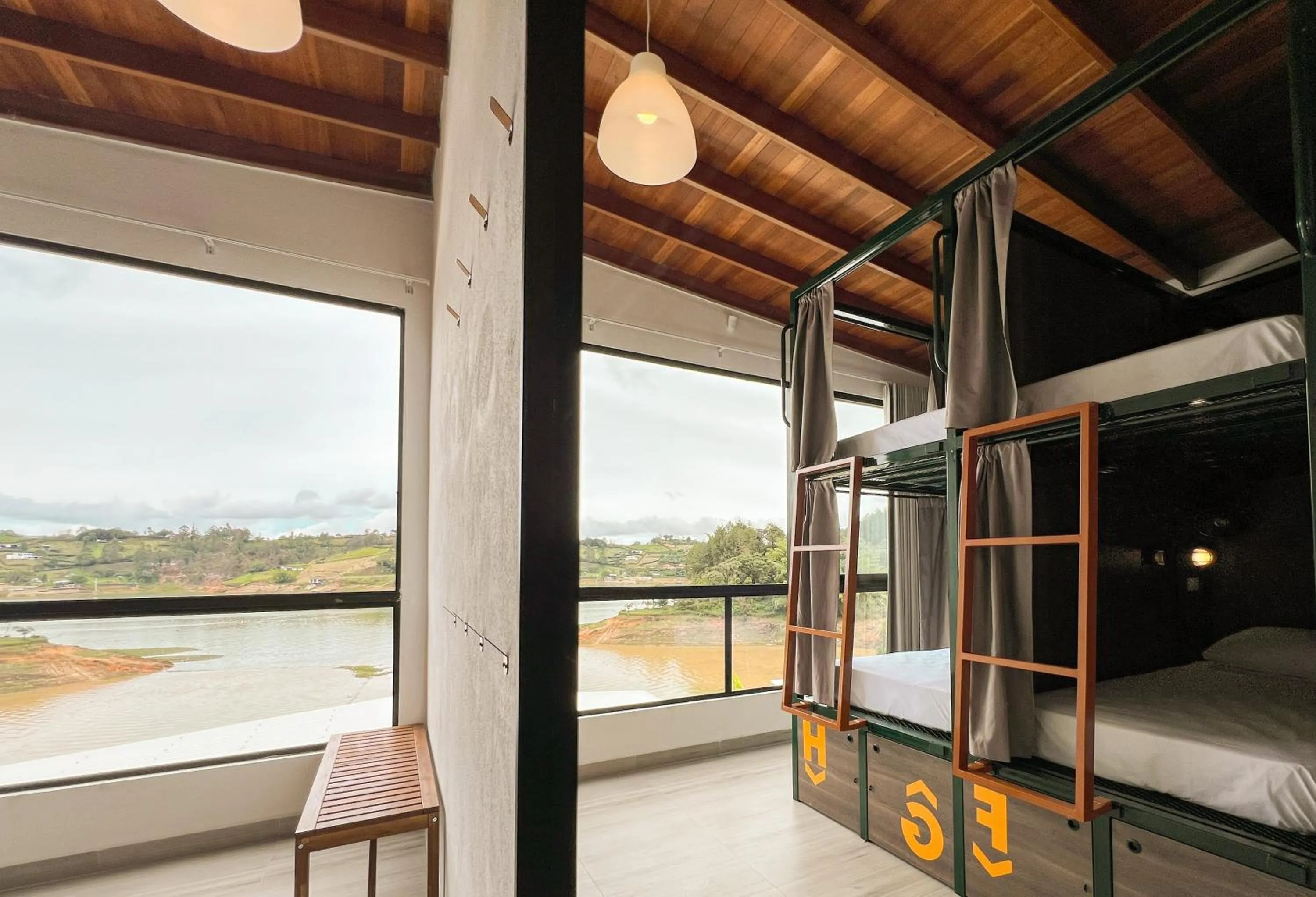 Bed in Viajero Guatapé Hostel & Lake Club