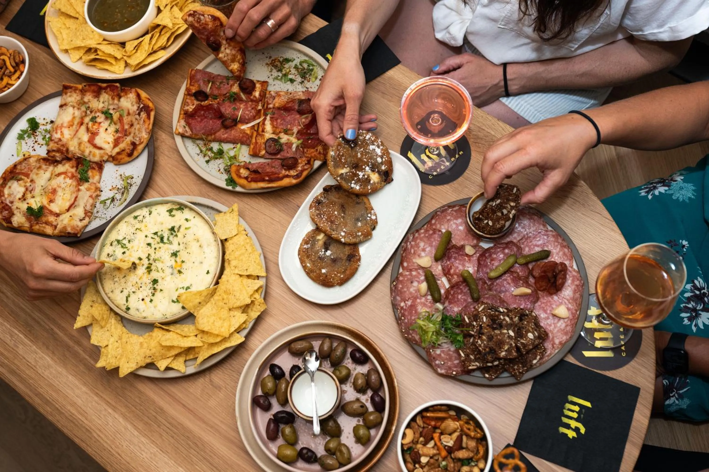 Restaurant/places to eat in VRGE Revelstoke