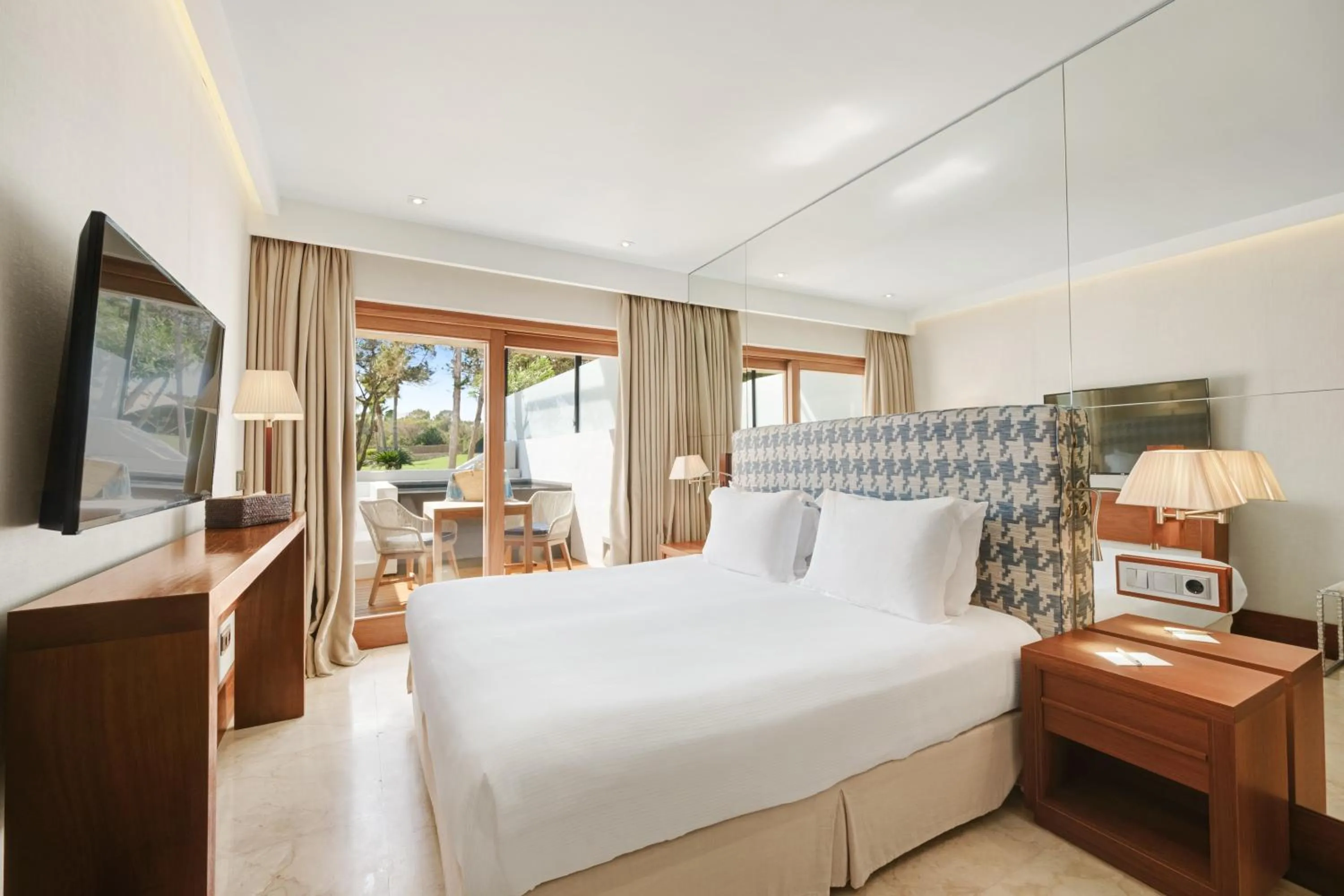 Bed in Gecko Hotel & Beach Club